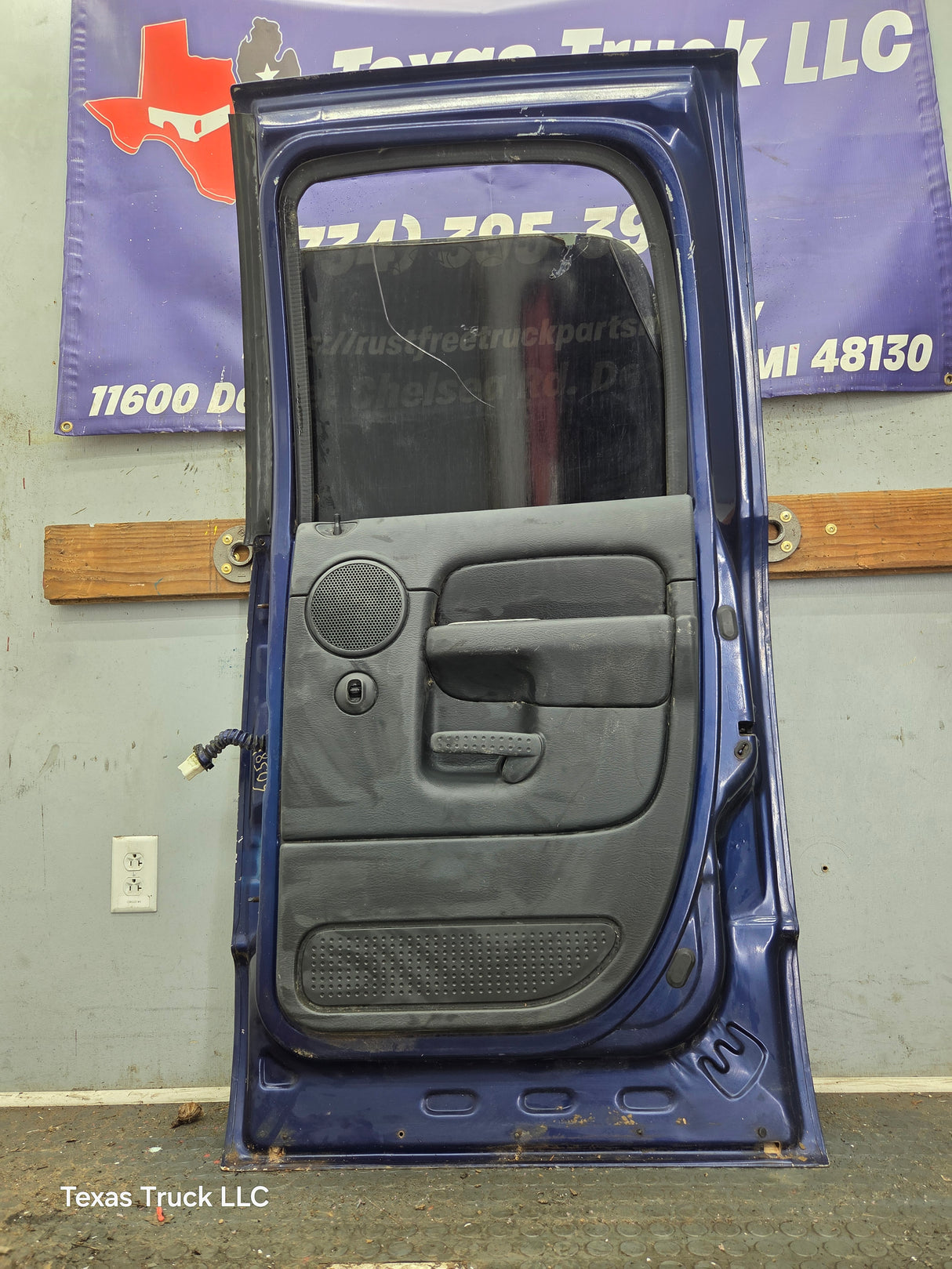 2003-2008 Dodge Ram 3rd Gen RH Passenger Side Rear Quad Cab Door 1500 2500 3500 4500 5500