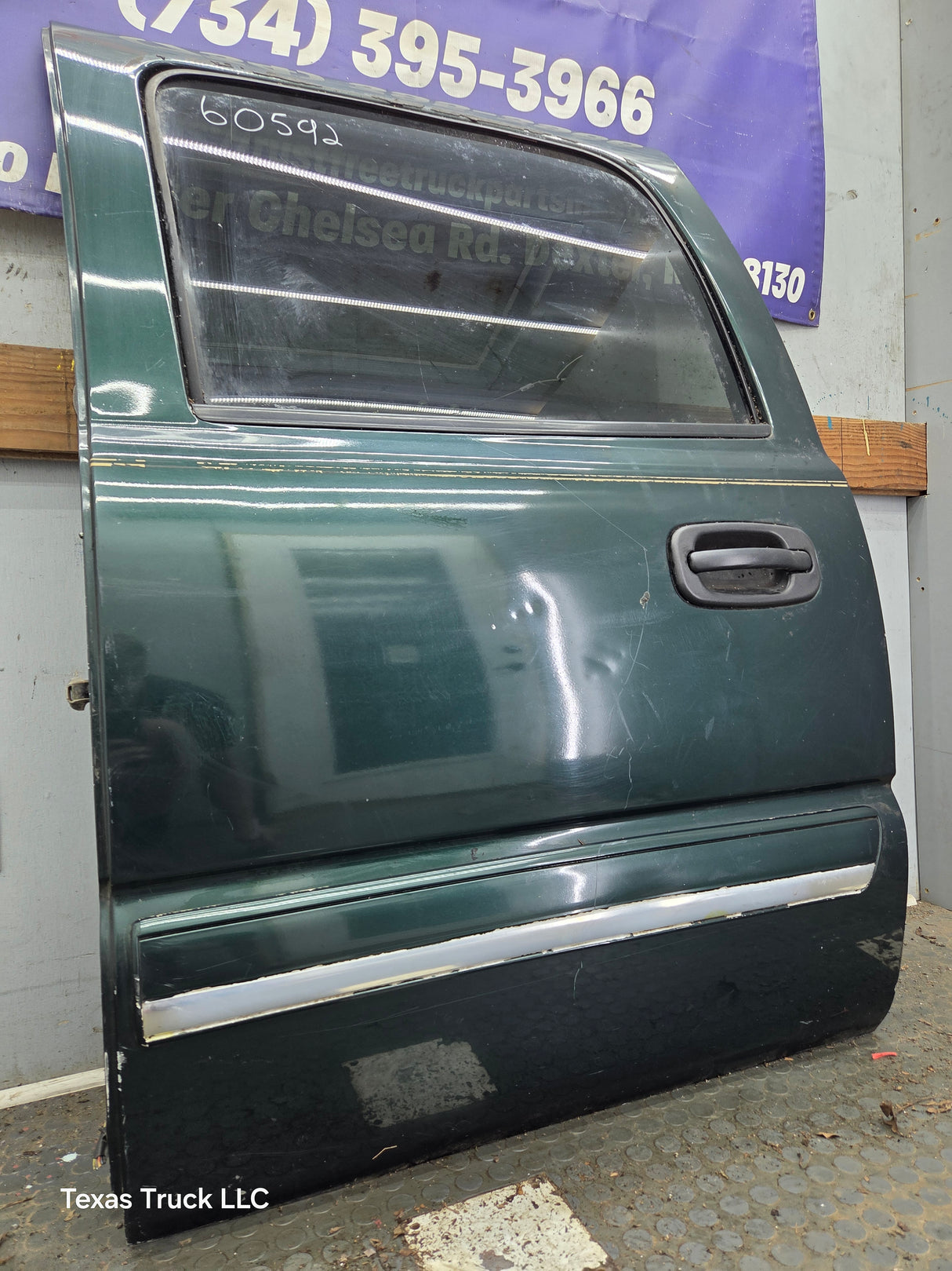 1999-2007 Chevrolet Silverado / GMC Sierra 1500 2500 3500 HD Driver side LH Crew Cab rear door