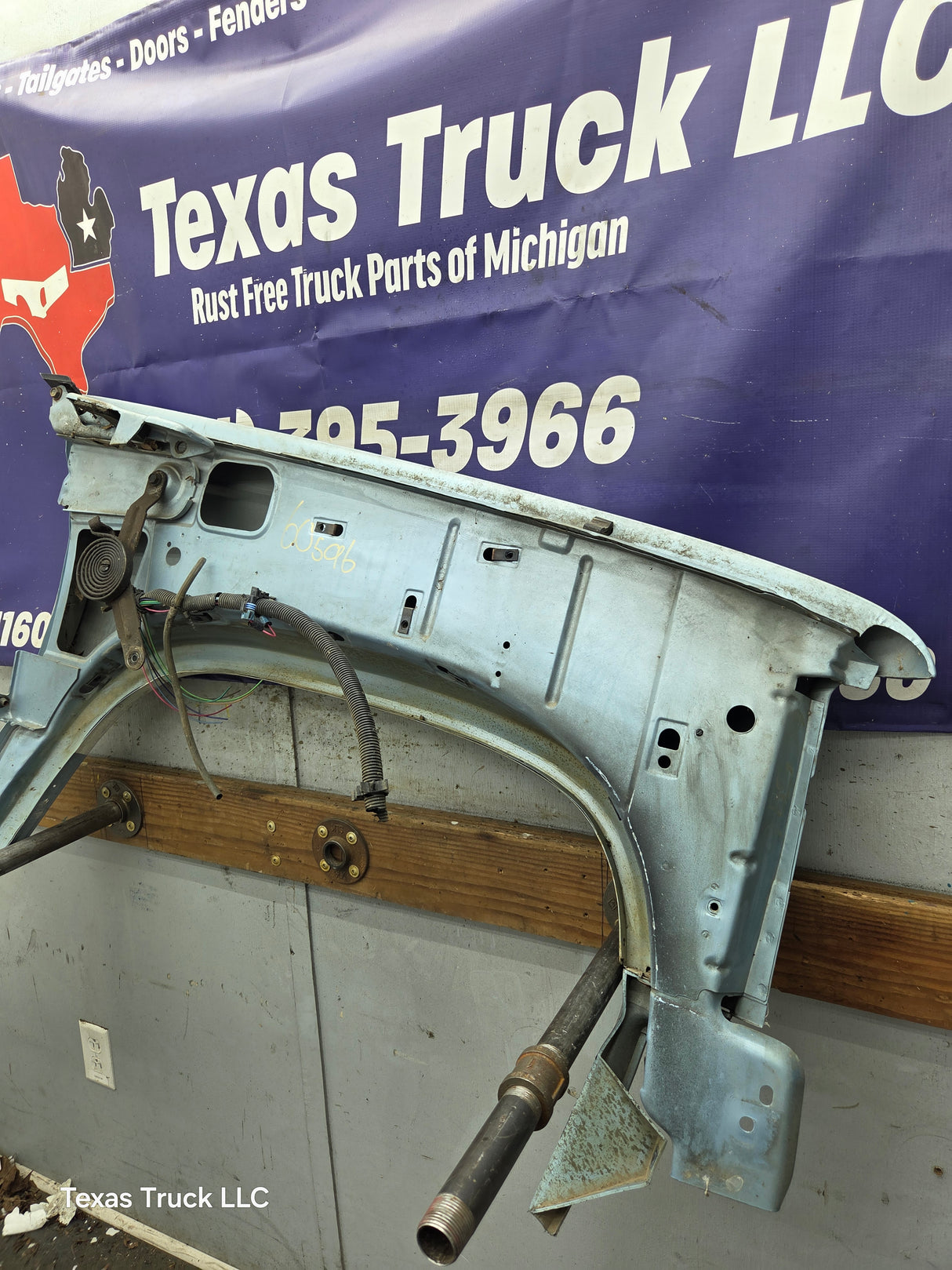 1988-1998 Chevrolet / GMC 1500 2500 3500 Left Hand Driver Side Front Fender