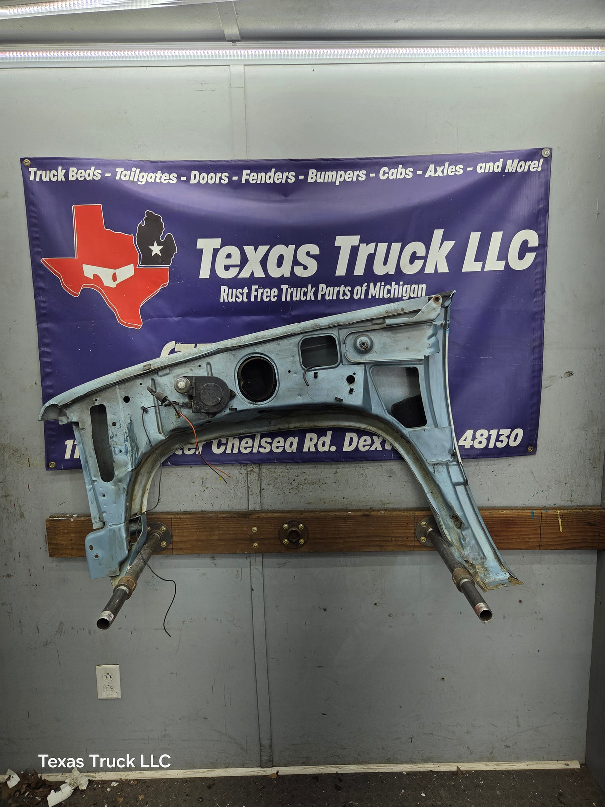 1988-1998 Chevrolet / GMC 1500 2500 3500 Right Hand Passenger Side Front Fender