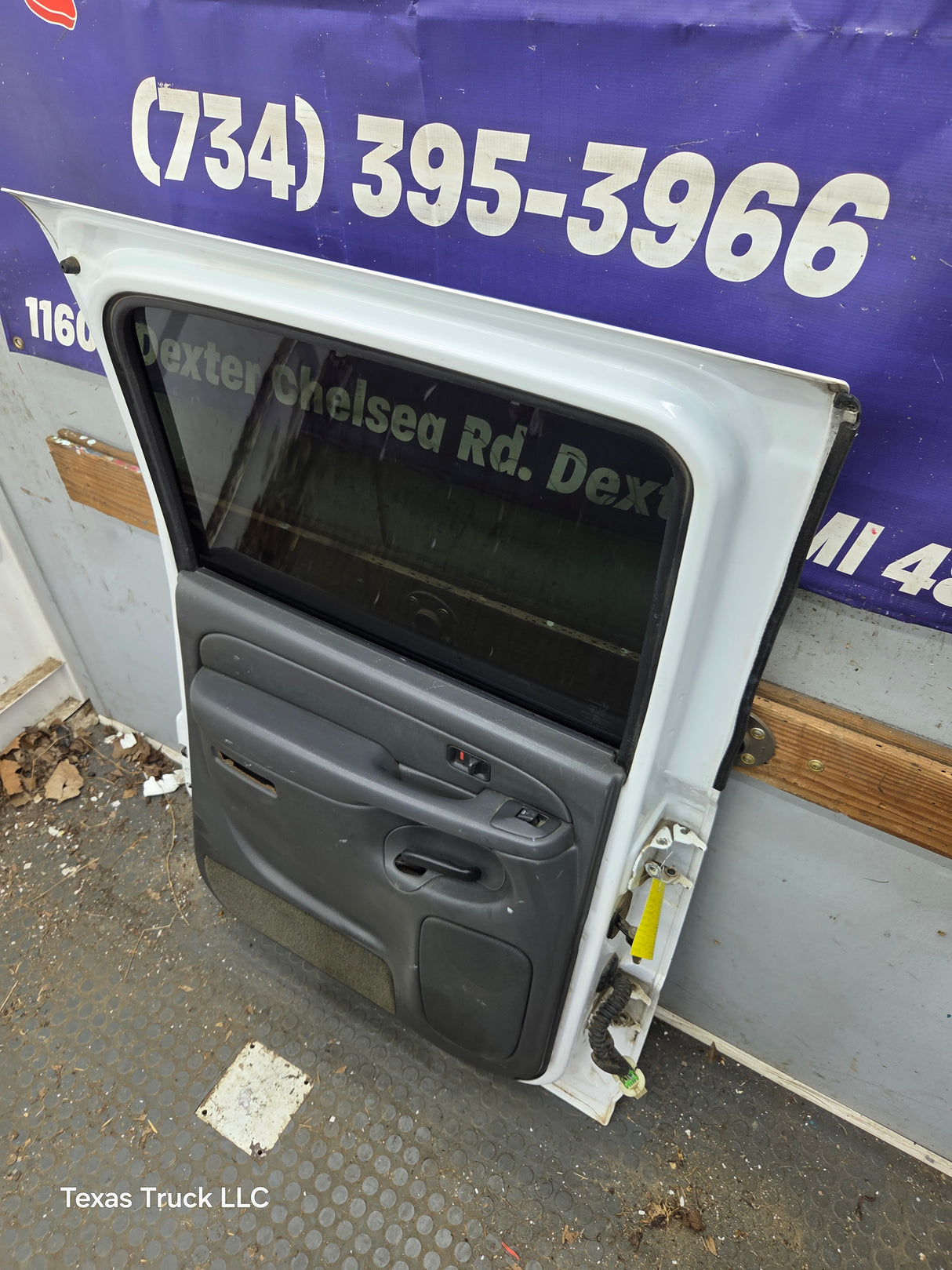 1999-2006 Chevrolet Silverado / GMC Sierra 1500 2500 3500 HD Rear Driver Side Crew Cab