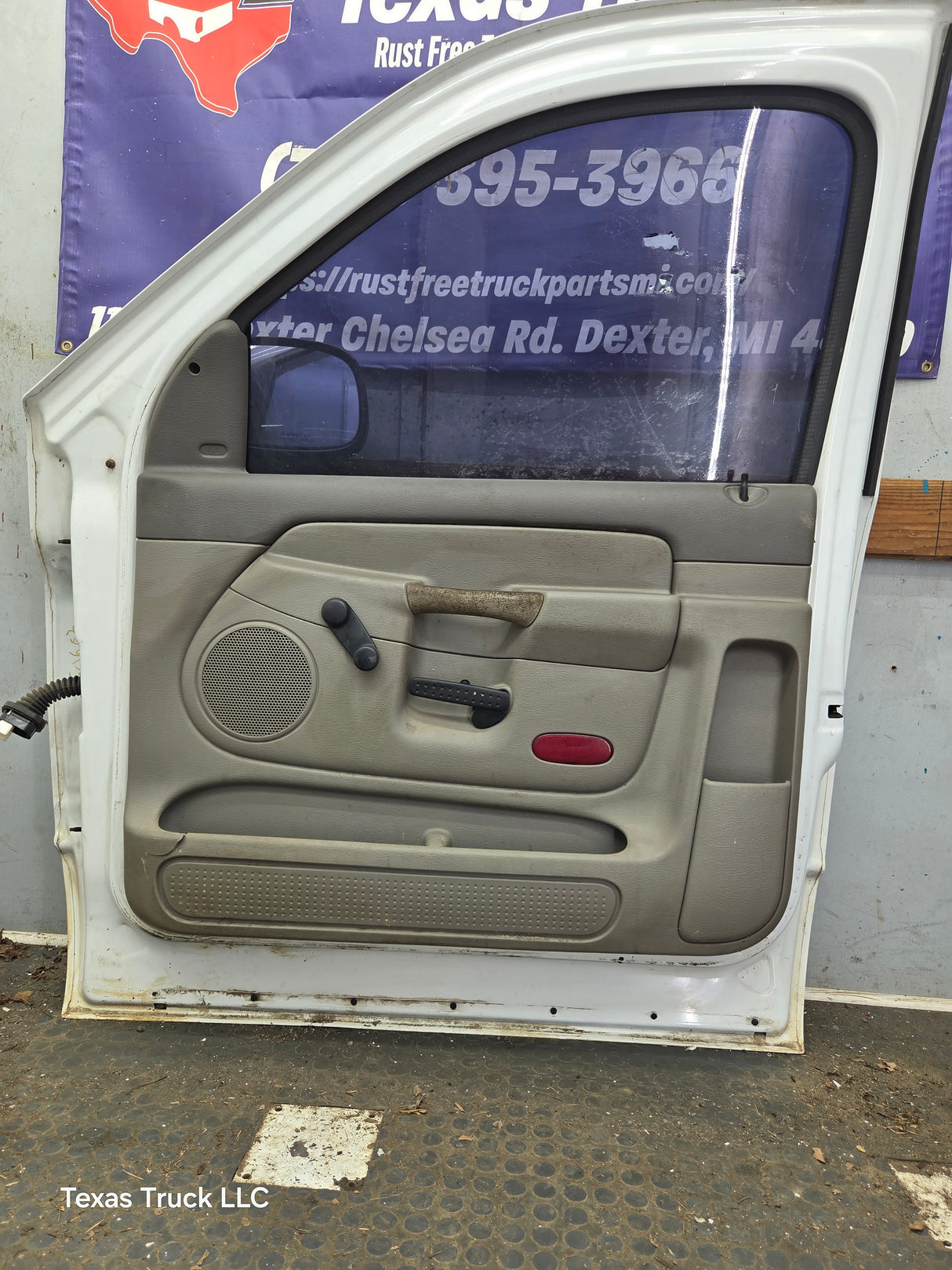 2003-2008 Dodge Ram 3rd Gen Passenger Side Front Quad Cab Crew Cab Door 1500 2500 3500 4500 5500