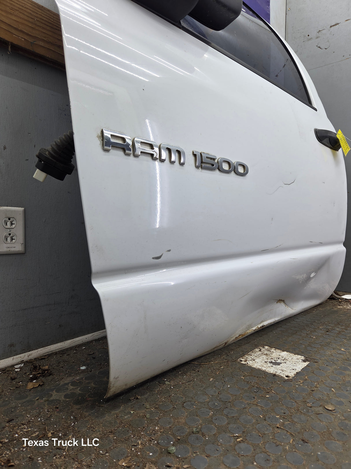 2003-2008 Dodge Ram 3rd Gen Driver Side Front Quad Cab Crew Cab Door 1500 2500 3500 4500 5500