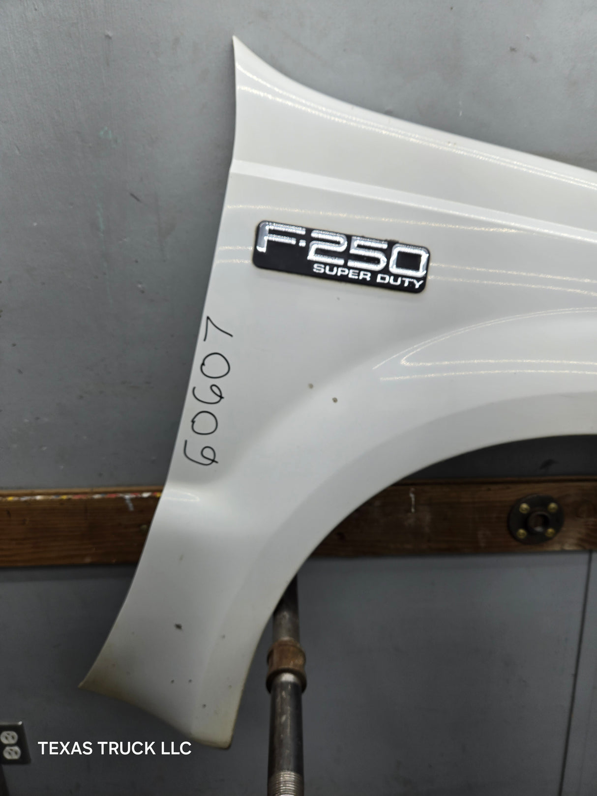 1999-2007 Ford Super Duty RH Passenger Side Front Fender F250 F350 F450 F550 Excursion