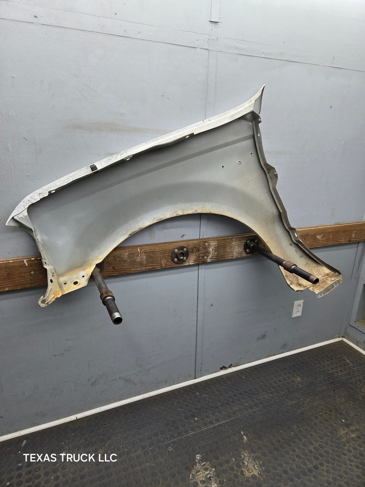 1999-2007 Ford Super Duty RH Passenger Side Front Fender F250 F350 F450 F550 Excursion