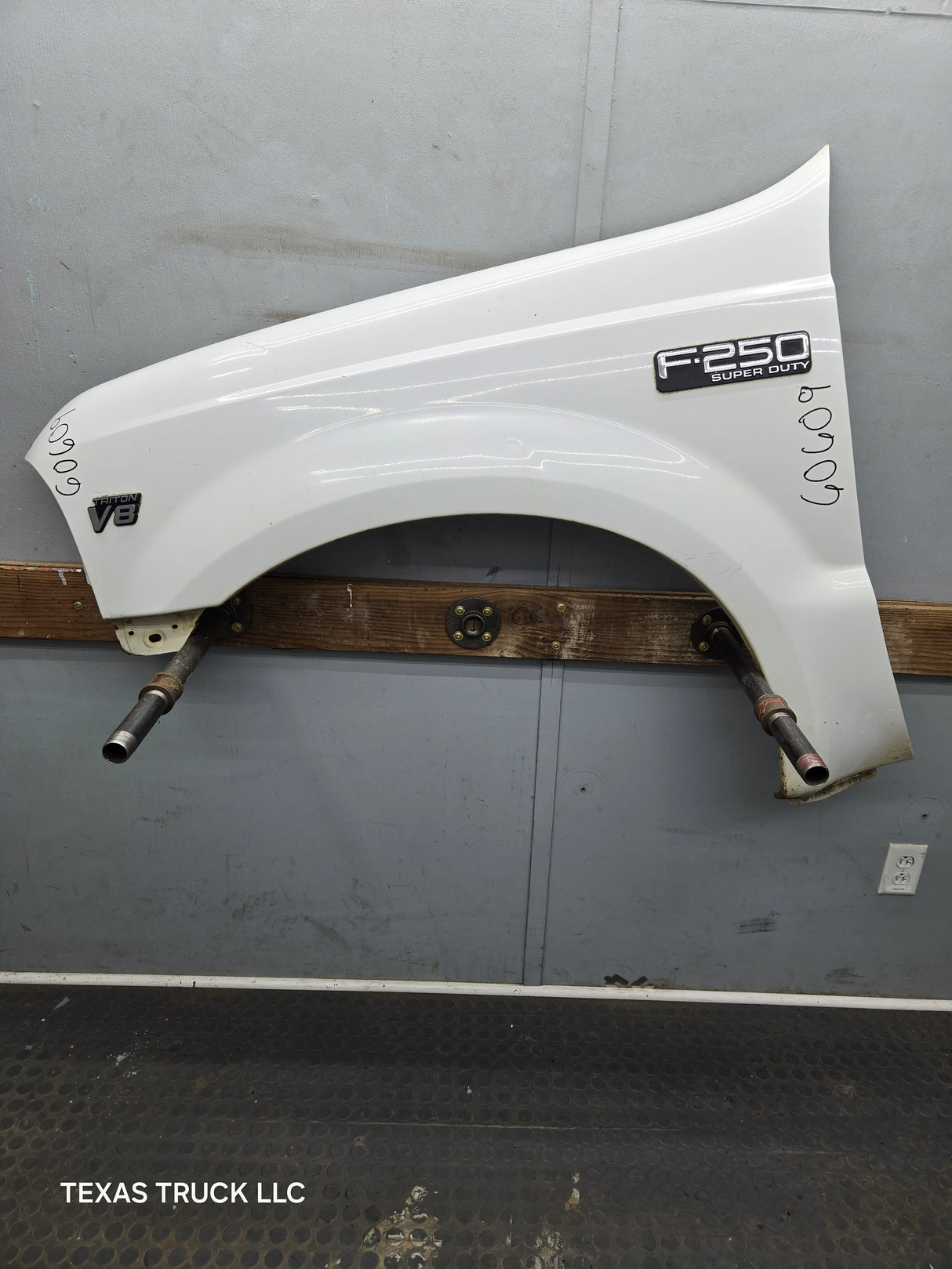 1999-2007 Ford Super Duty LH Driver Side Front Fender F250 F350 F450 F550 Excursion