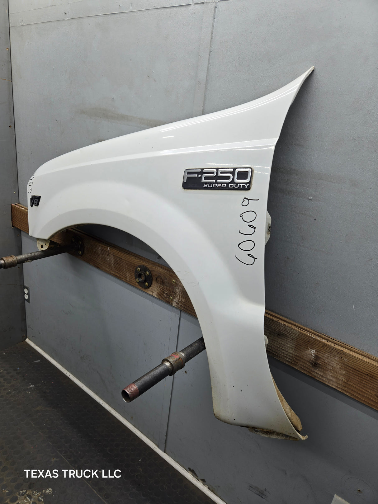 1999-2007 Ford Super Duty LH Driver Side Front Fender F250 F350 F450 F550 Excursion