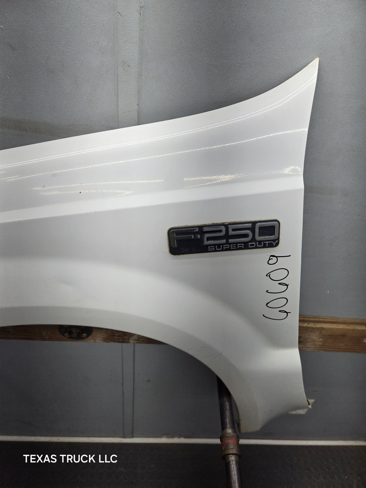 1999-2007 Ford Super Duty LH Driver Side Front Fender F250 F350 F450 F550 Excursion