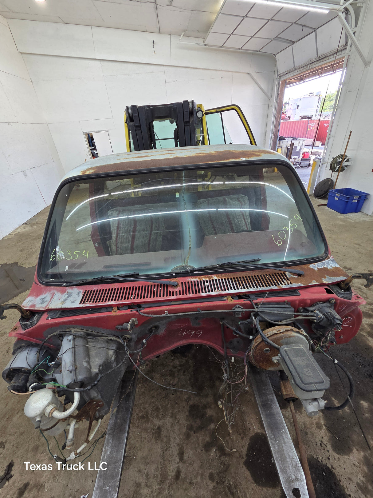 1973-1987 Chevrolet / GMC Square Body Regular Cab Truck Cab K series / C series