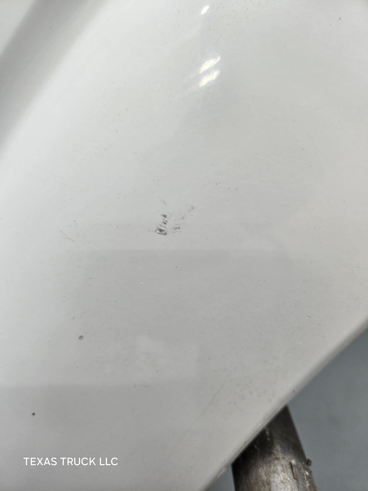 2011-2016 Ford Super Duty F250 F350 RH Passenger Side Front Fender Quarter Panel - Oxford White