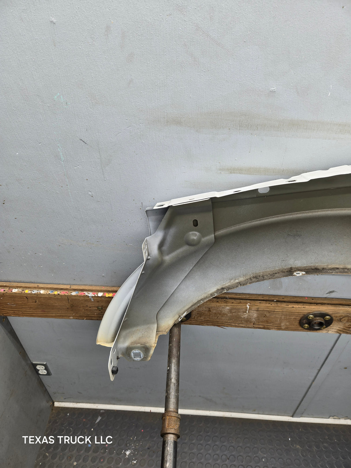 2011-2016 Ford Super Duty F250 F350 RH Passenger Side Front Fender Quarter Panel - Oxford White