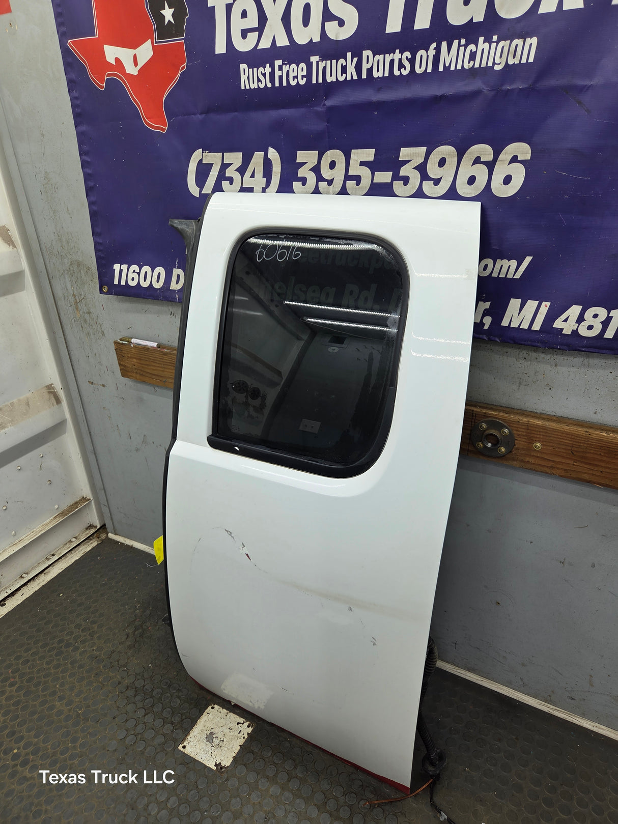 2007-2013 Chevrolet Silverado / GMC Sierra 1500 2500 3500 HD Driver Side Extended Cab LH Rear Door