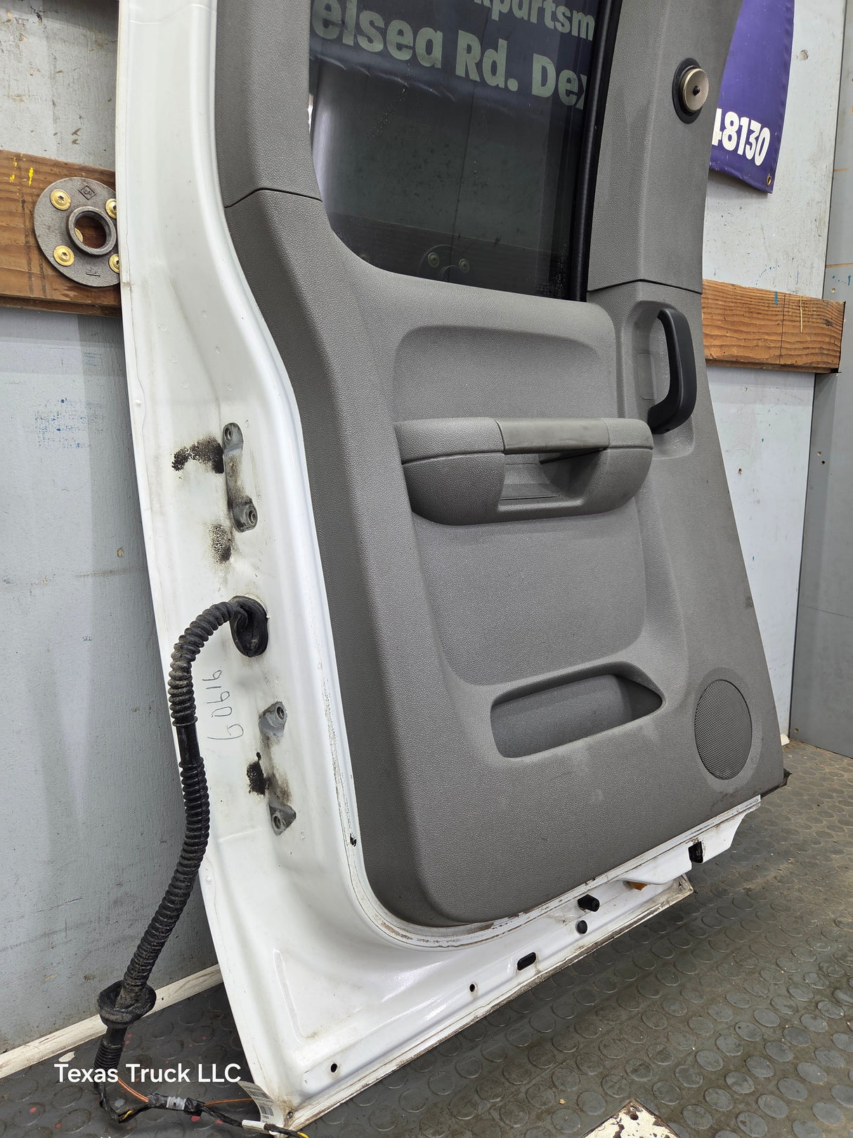 2007-2013 Chevrolet Silverado / GMC Sierra 1500 2500 3500 HD Driver Side Extended Cab LH Rear Door
