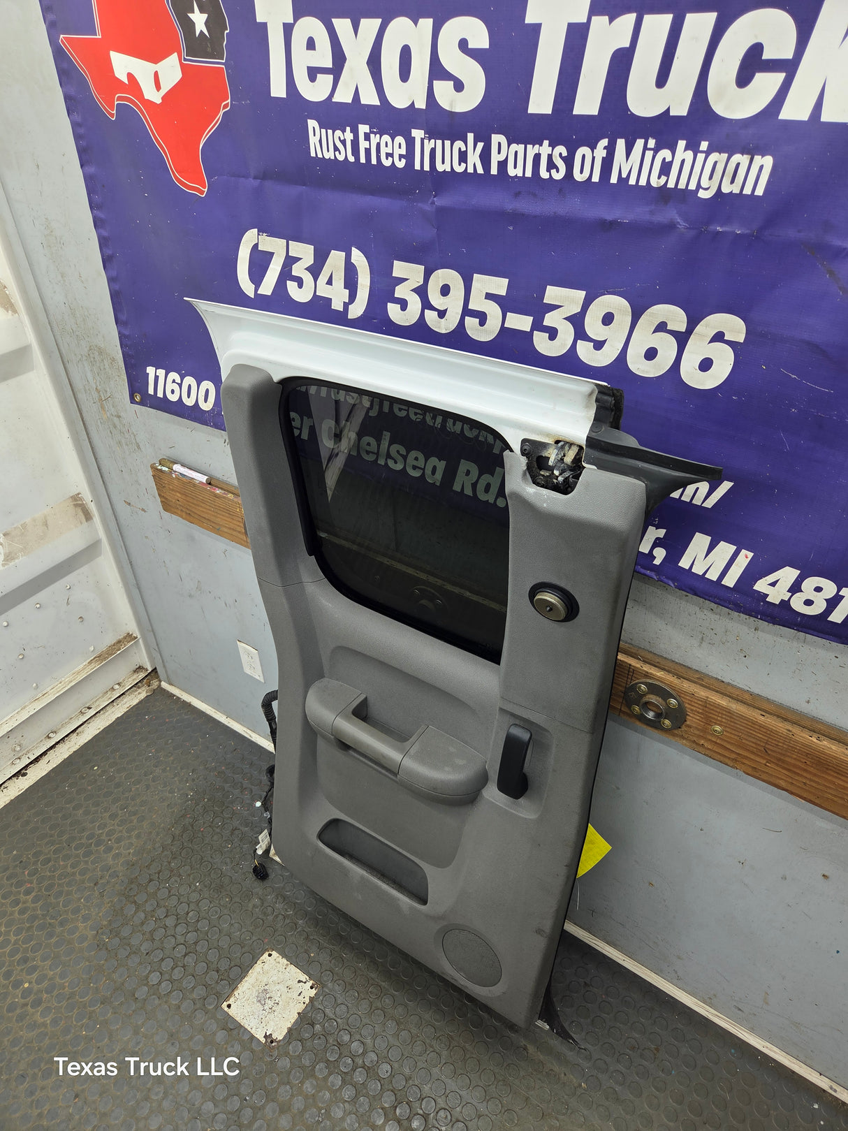 2007-2013 Chevrolet Silverado / GMC Sierra 1500 2500 3500 HD Driver Side Extended Cab LH Rear Door