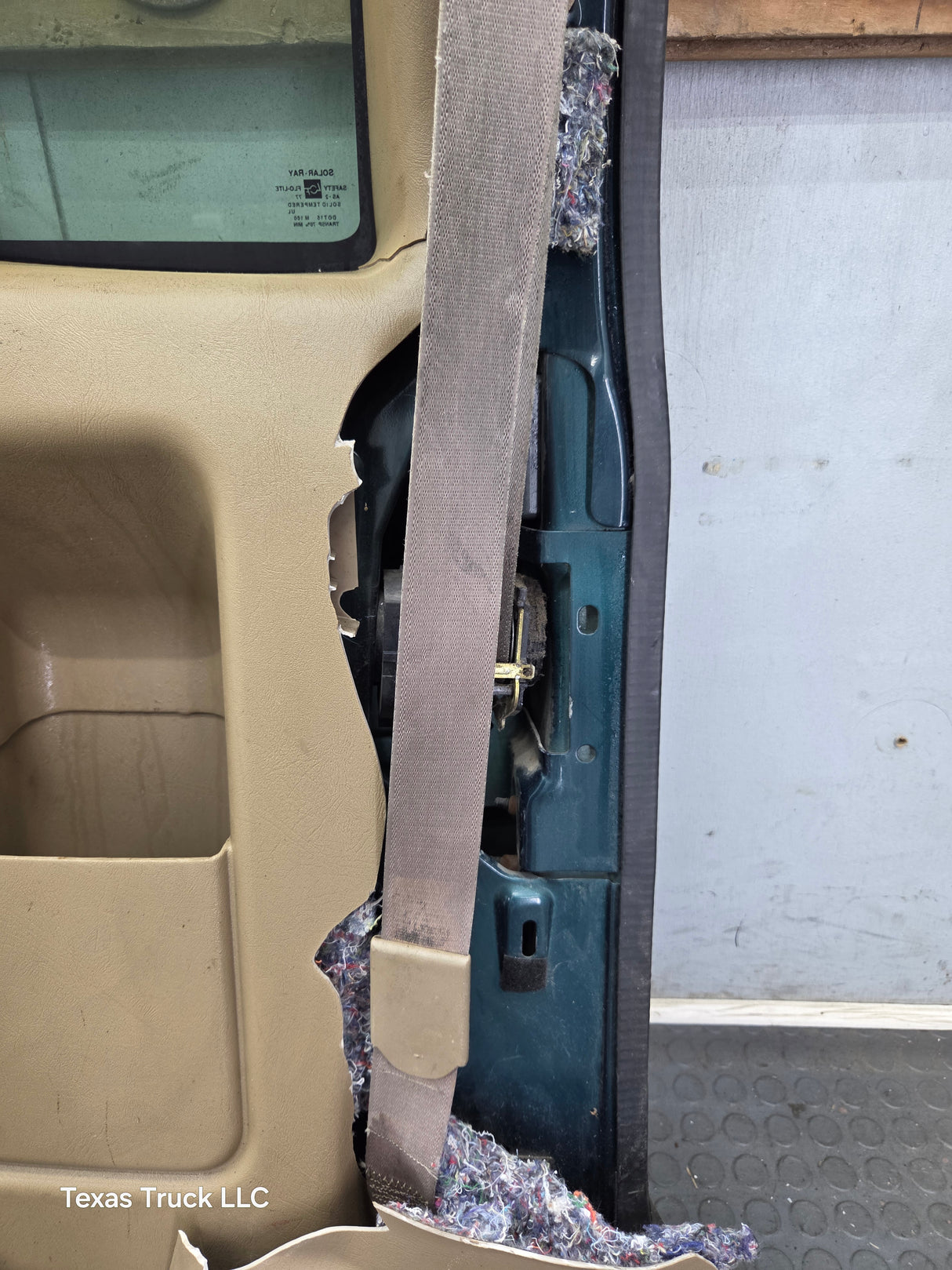 1996-2004 Chevrolet S10 / S15 / GMC Sonoma LH Driver Side Extended Cab Door