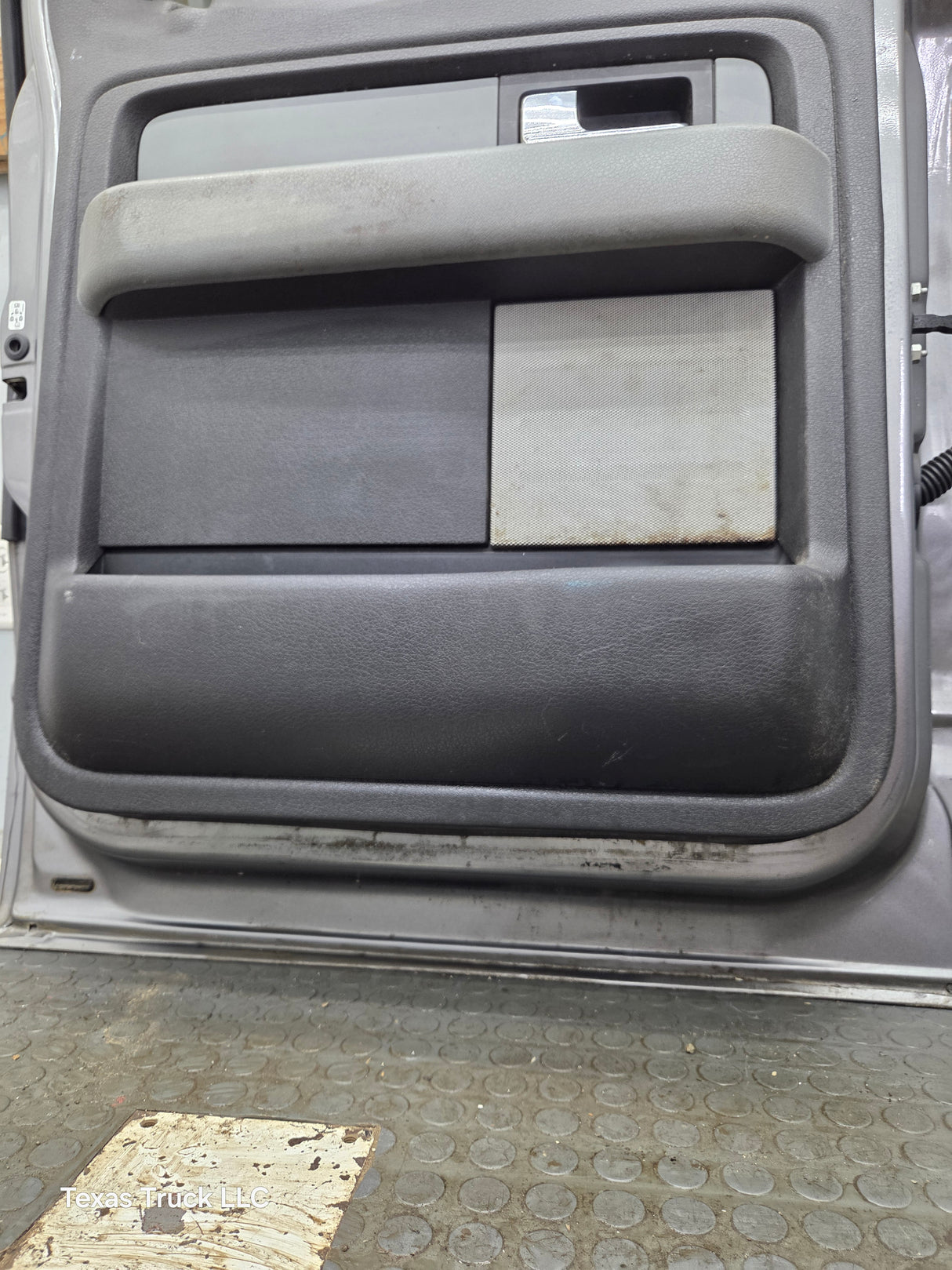 2009-2014 Ford F150 Rear Driver Crew Cab Door