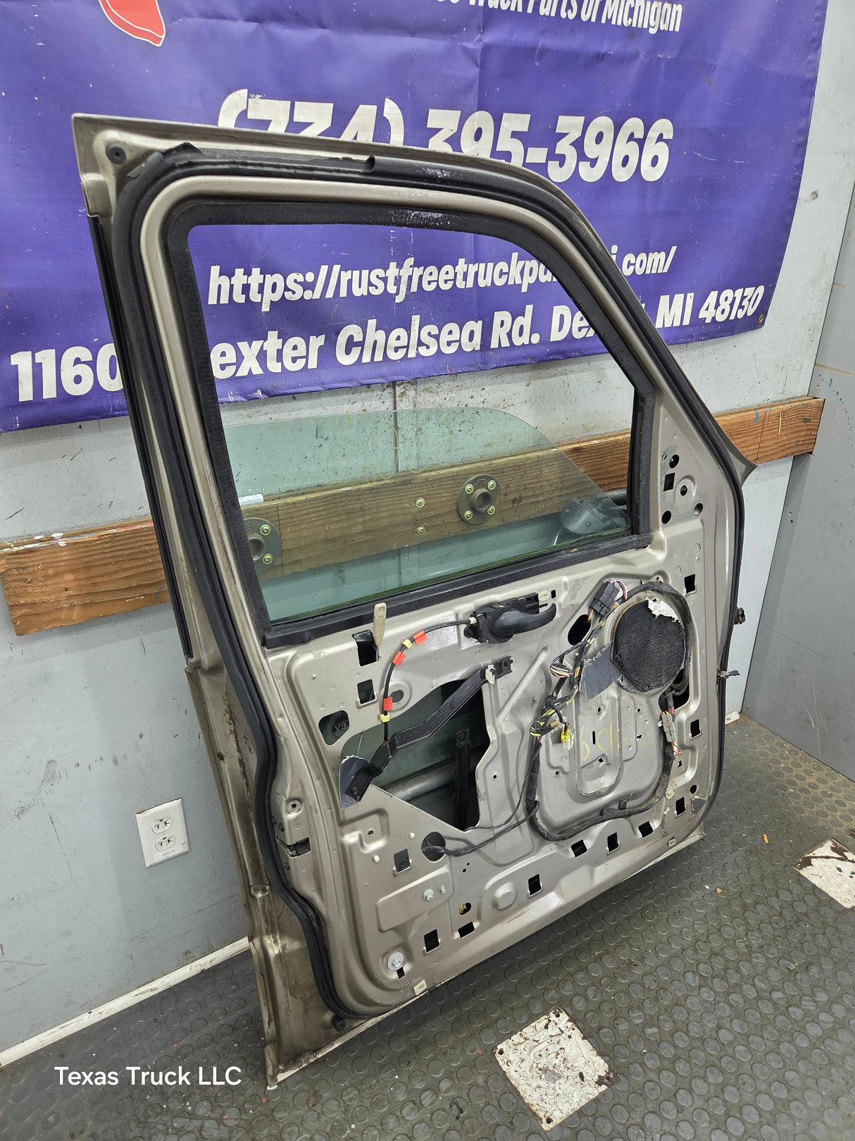 1997-2003 Ford F150 Driver Side LH Front Door