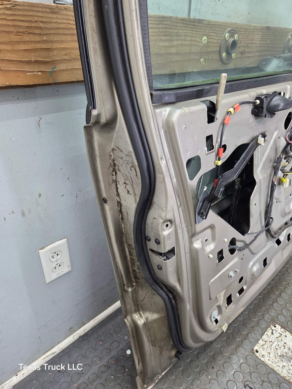 1997-2003 Ford F150 Driver Side LH Front Door
