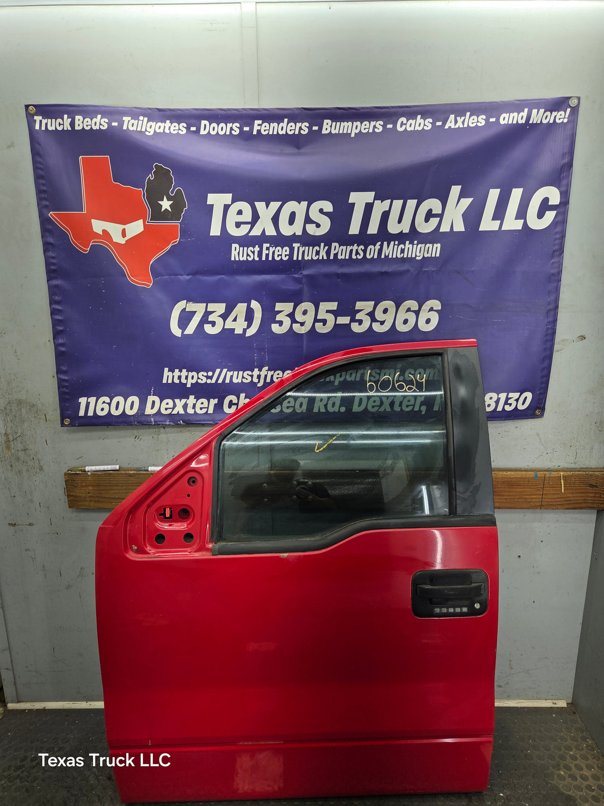 2004-2008 Ford F150 Crew Cab Driver Side Front Door LH