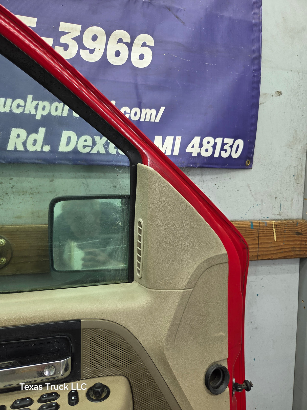 2004-2008 Ford F150 Driver Side Extended/Regular Cab Front Door LH