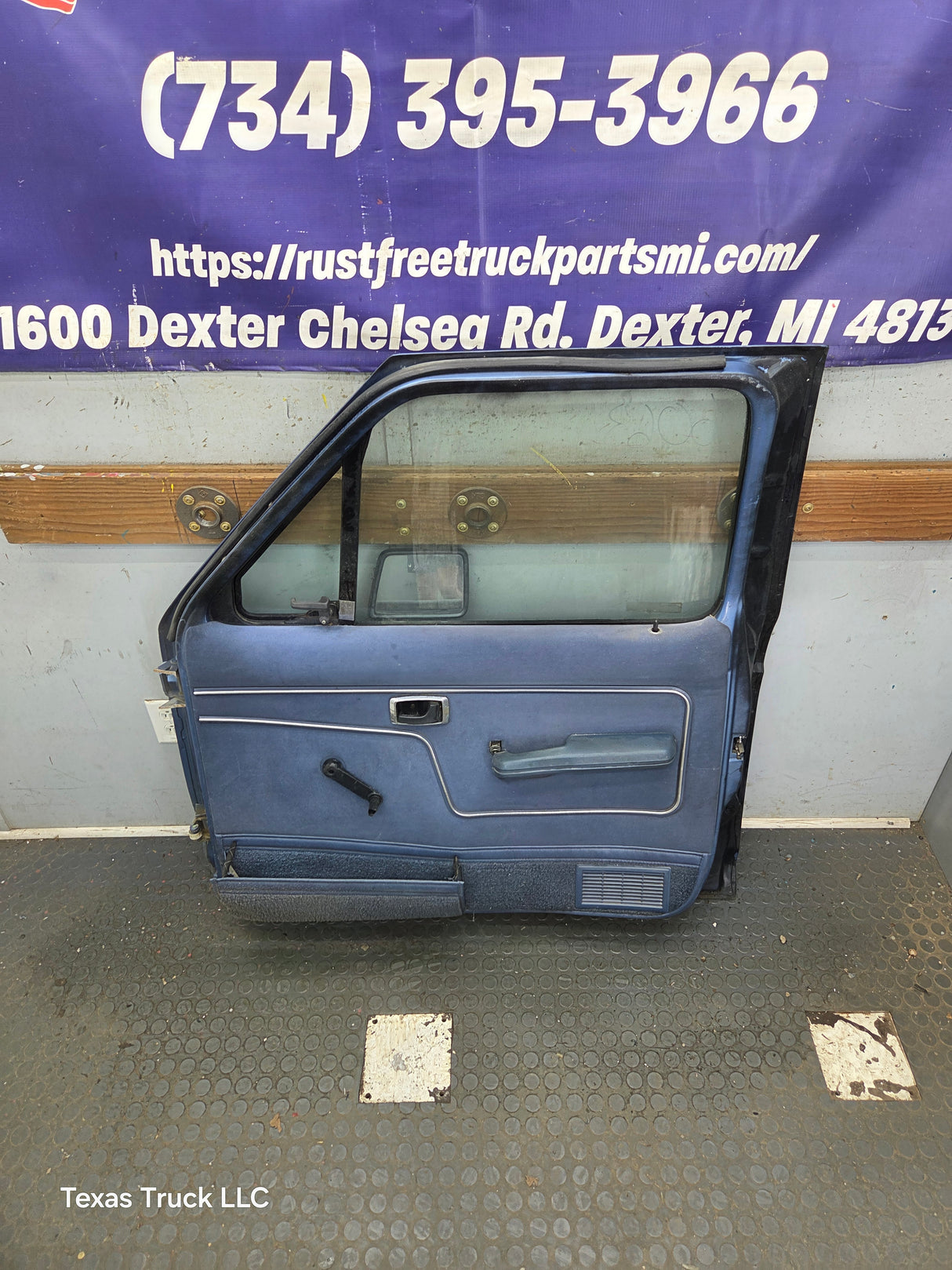 1983-1988 Ford Ranger Passenger Side Front Right Hand Door