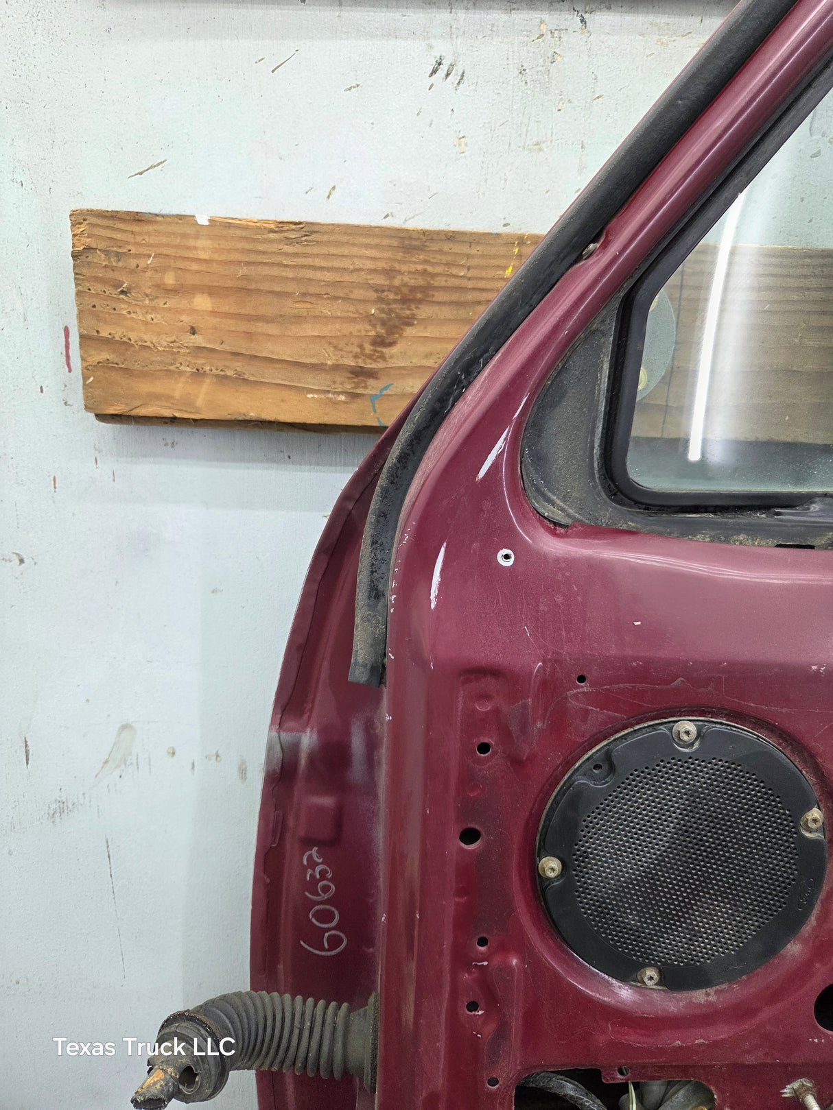 1980-1986 Ford F Series F250 F350 F450 F550 Passenger Side Front Door RH