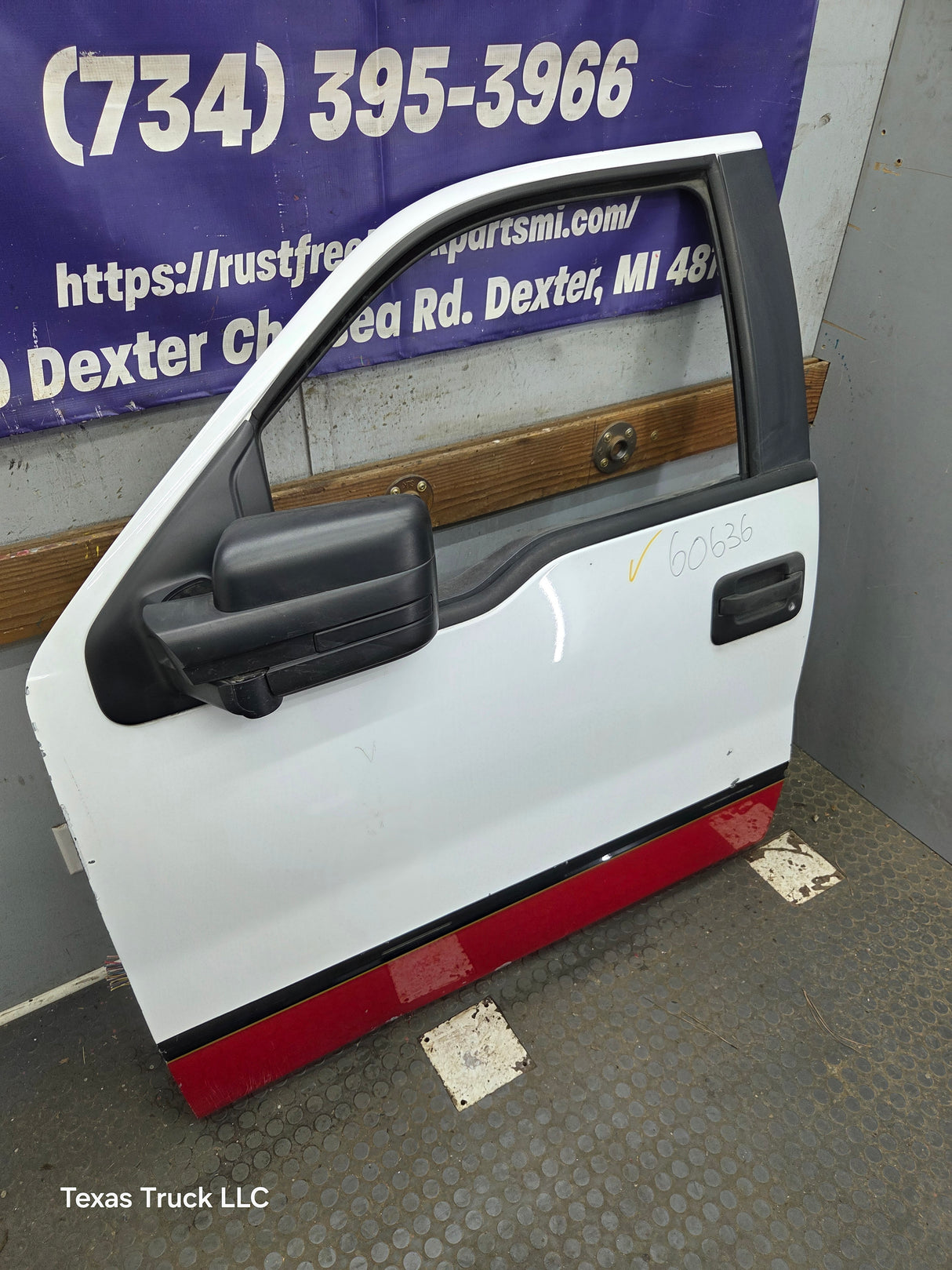 2004-2008 Ford F150 Driver Side Extended/Regular Cab Front Door LH