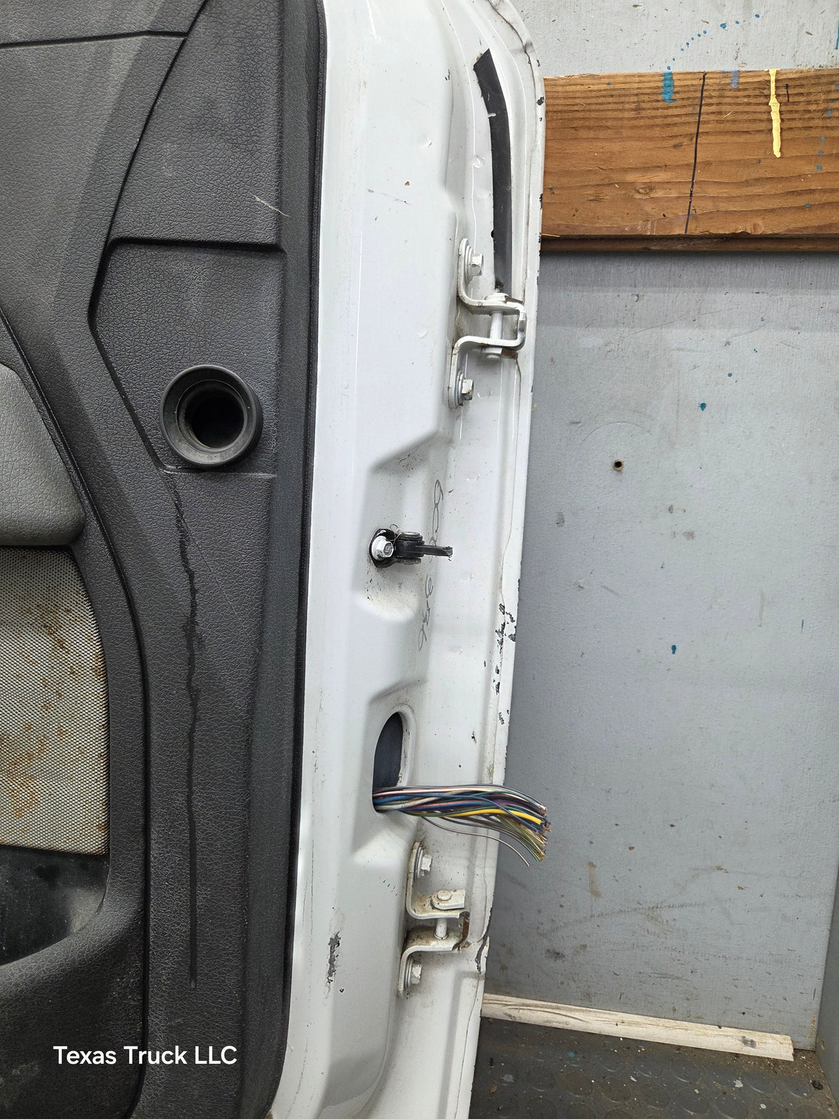 2004-2008 Ford F150 Driver Side Extended/Regular Cab Front Door LH