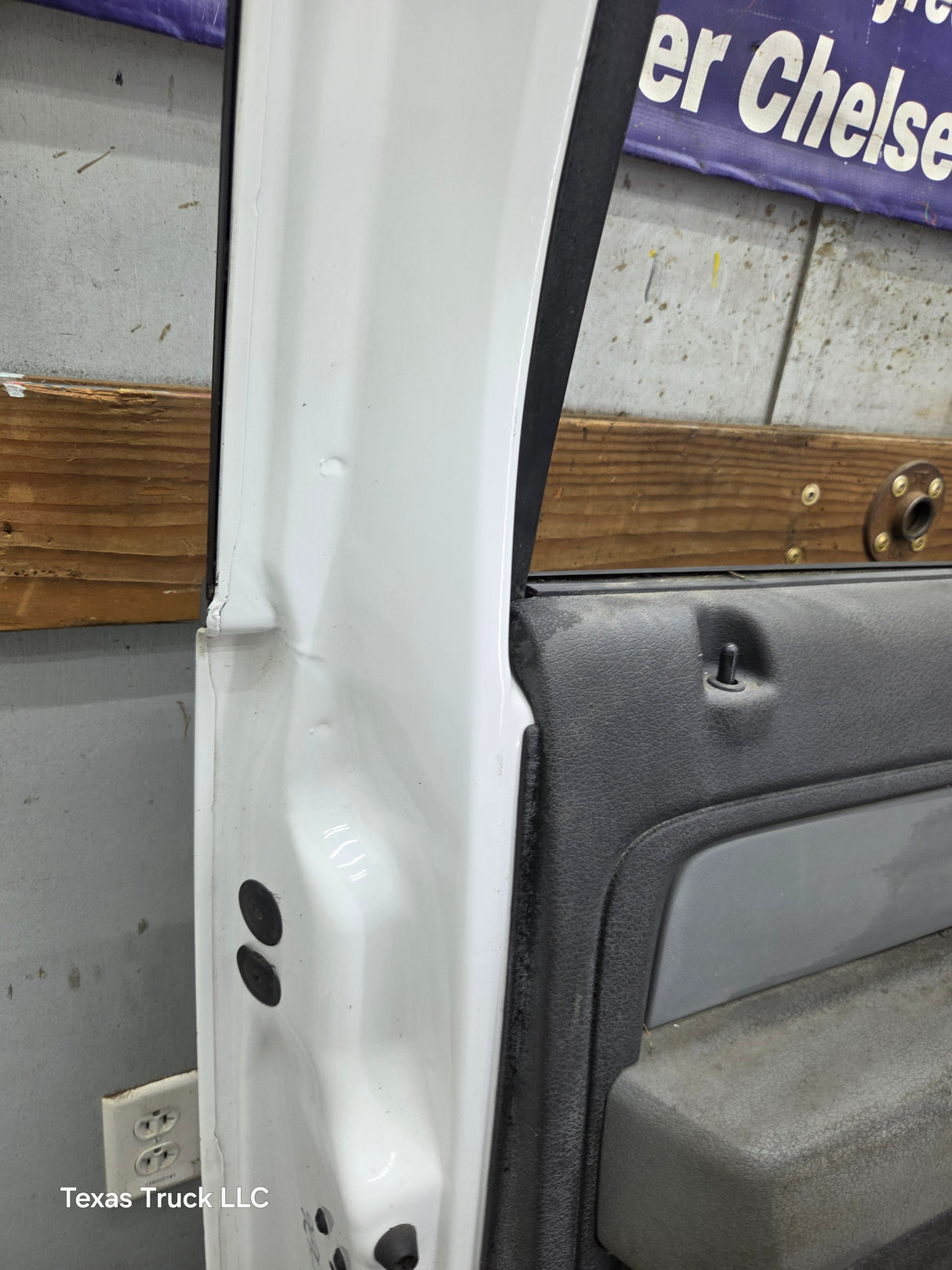 2004-2008 Ford F150 Driver Side Extended/Regular Cab Front Door LH