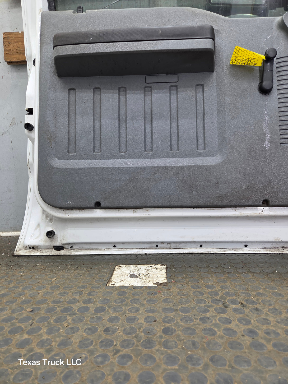 2012-2016 Ford Super Duty LH Driver Side Front Door F250 F350 F450 F550