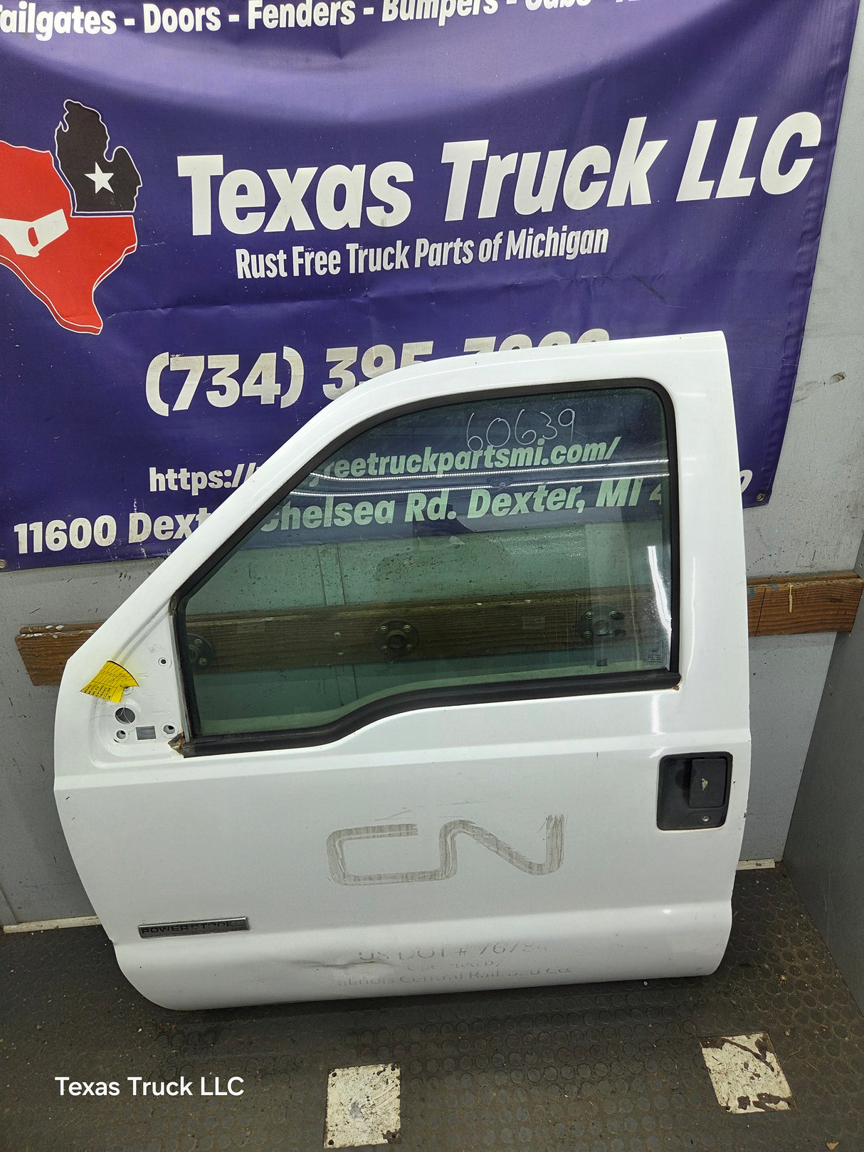 1999-2011 Ford Super Duty LH Driver Side Front Door F250 F350 F450 F550