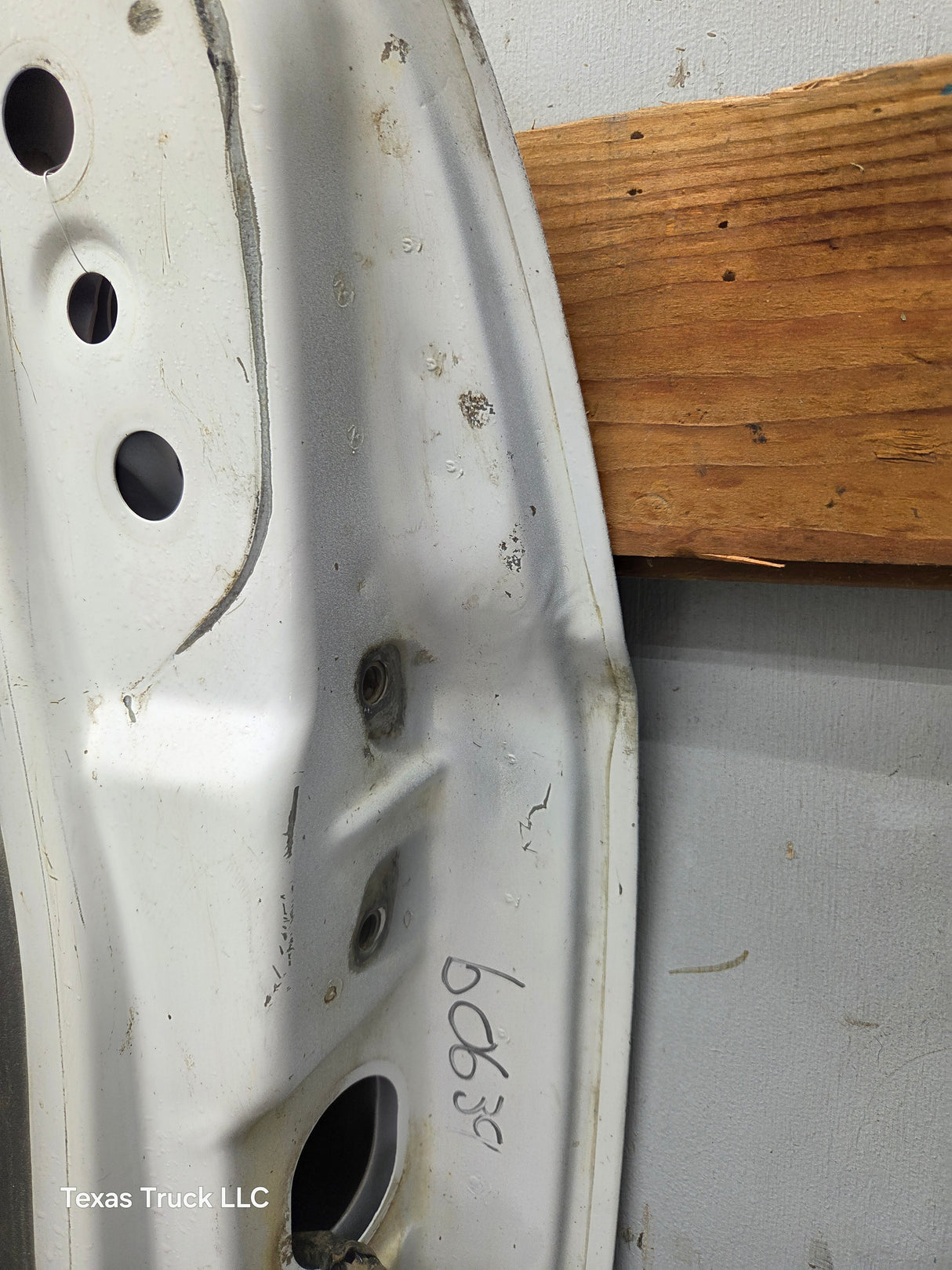 1999-2011 Ford Super Duty LH Driver Side Front Door F250 F350 F450 F550