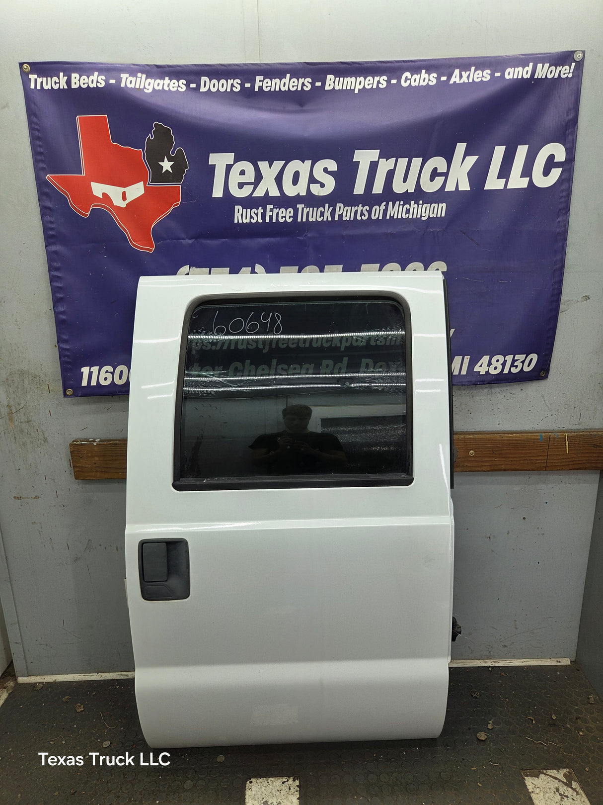2012-2016 Ford Super Duty Driver Rear Door LH Crew Cab F250 F350 F450 F550