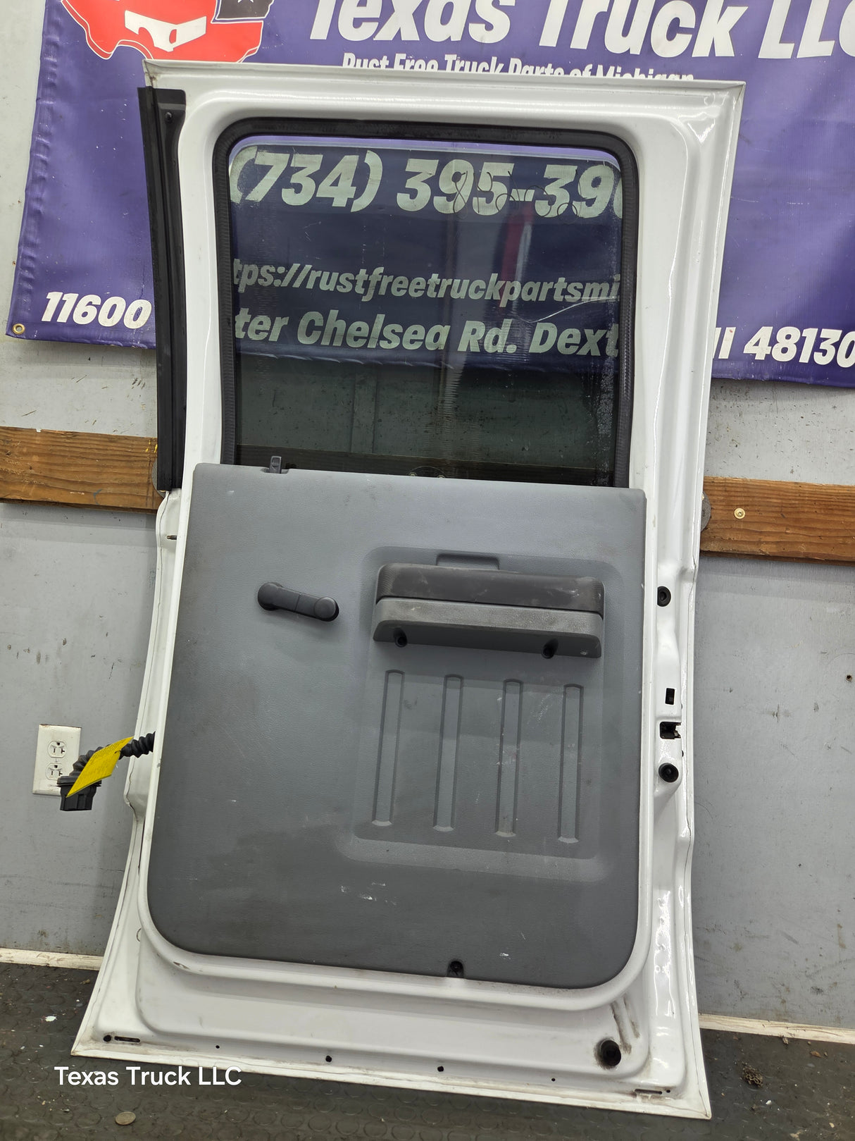 2012-2016 Ford Super Duty Driver Rear Door LH Crew Cab F250 F350 F450 F550