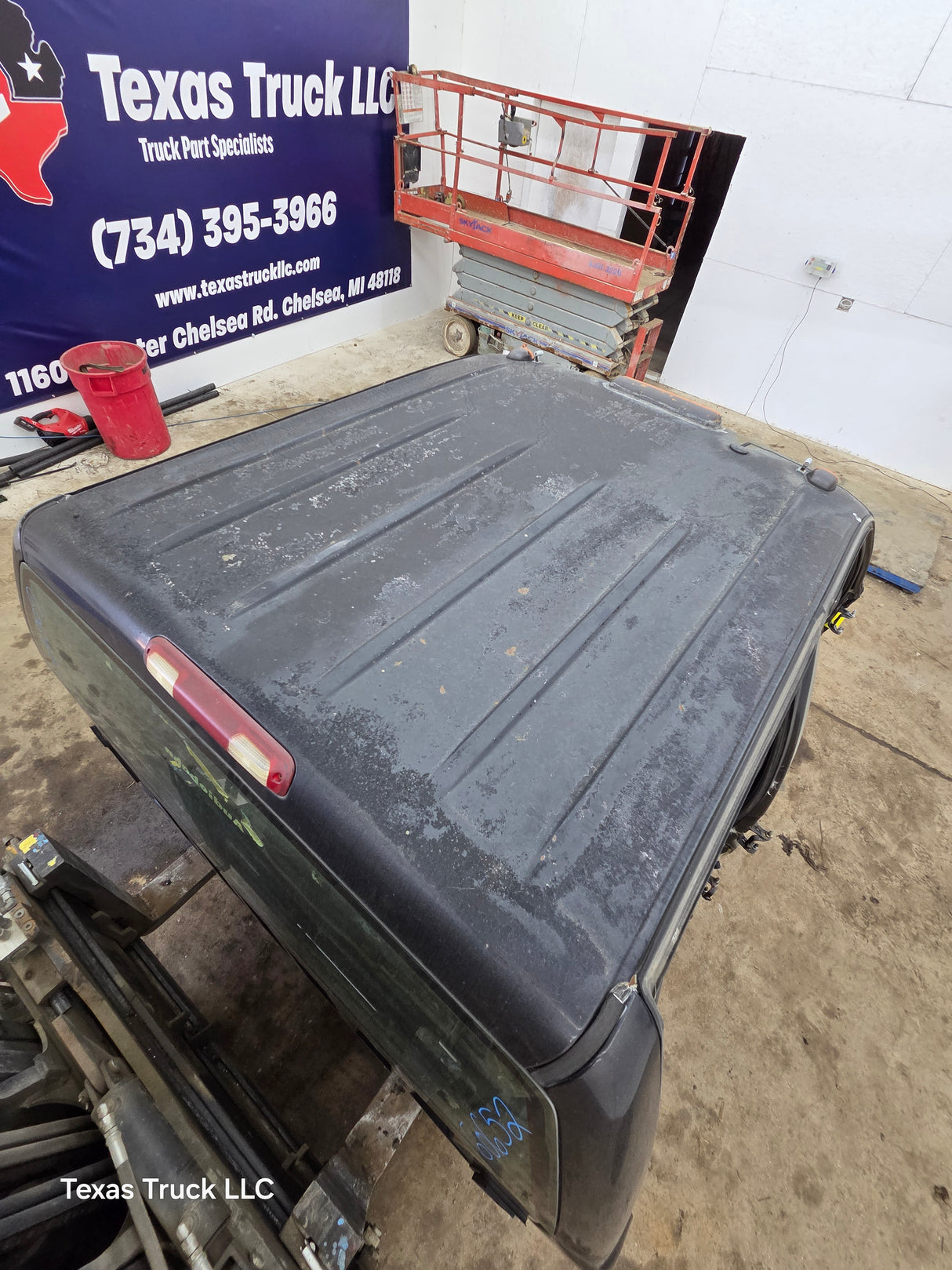 1999-2007 Chevrolet Silverado / GMC Sierra 1500 2500 HD 3500HD Crew Cab Body