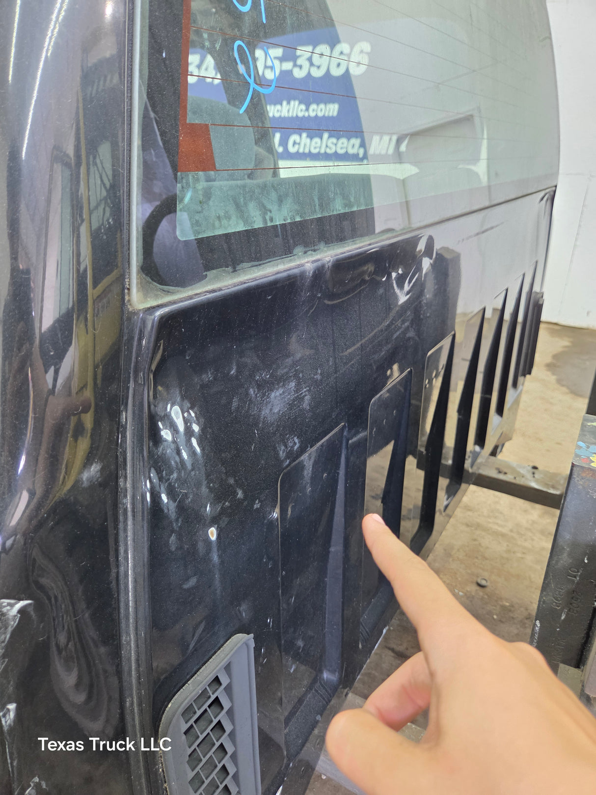 1999-2007 Chevrolet Silverado / GMC Sierra 1500 2500 HD 3500HD Crew Cab Body