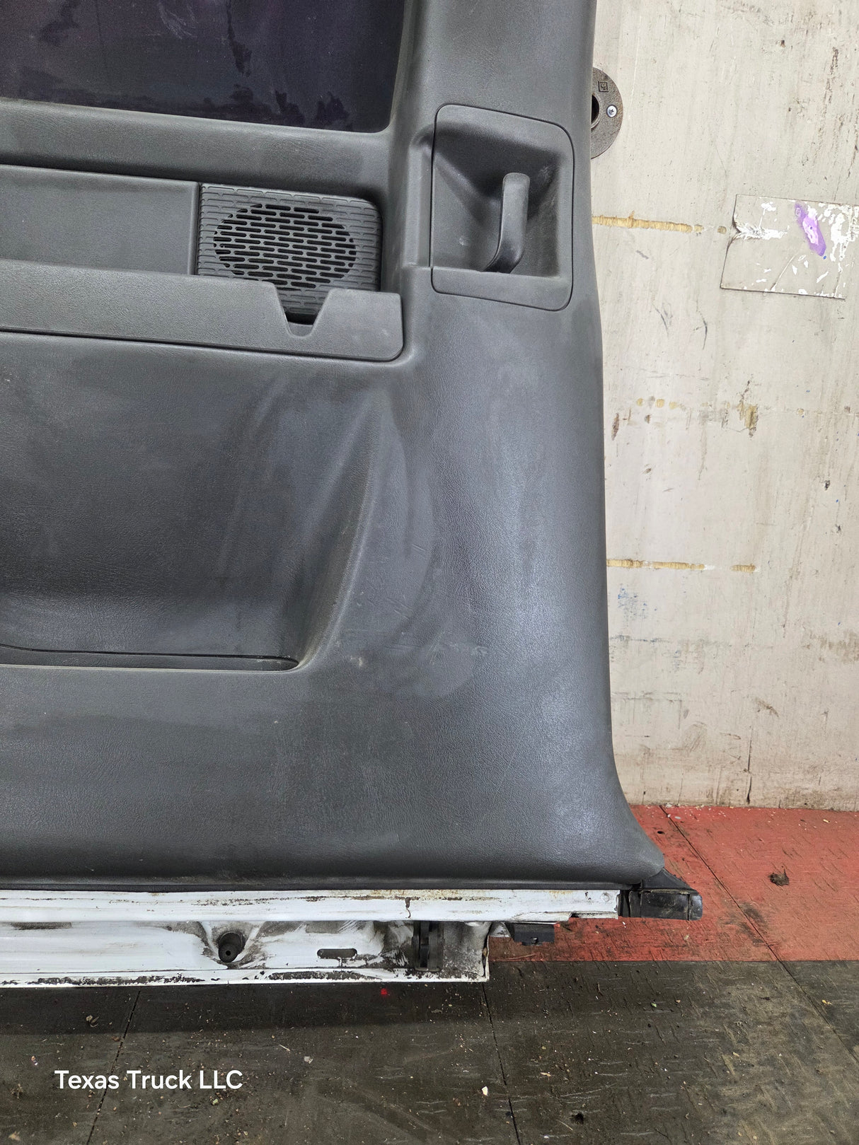 1999-2006 Chevrolet Silverado / GMC Sierra 1500 2500 3500 HD Rear Driver Side Extended Cab Rear Door