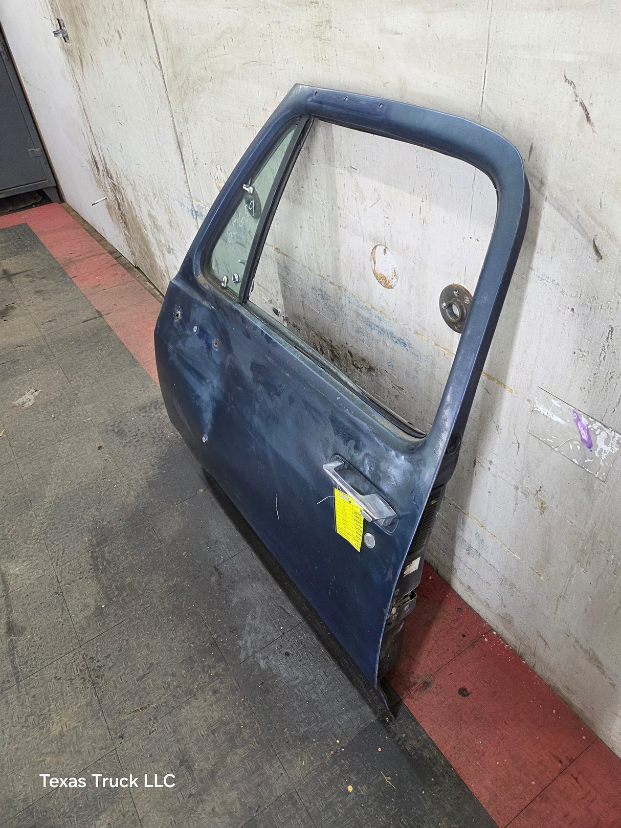 1981-1993 Dodge Ram 1st Gen LH Driver Side Front Door W150 W250 W350 D150 D250 D350 Ram Charger