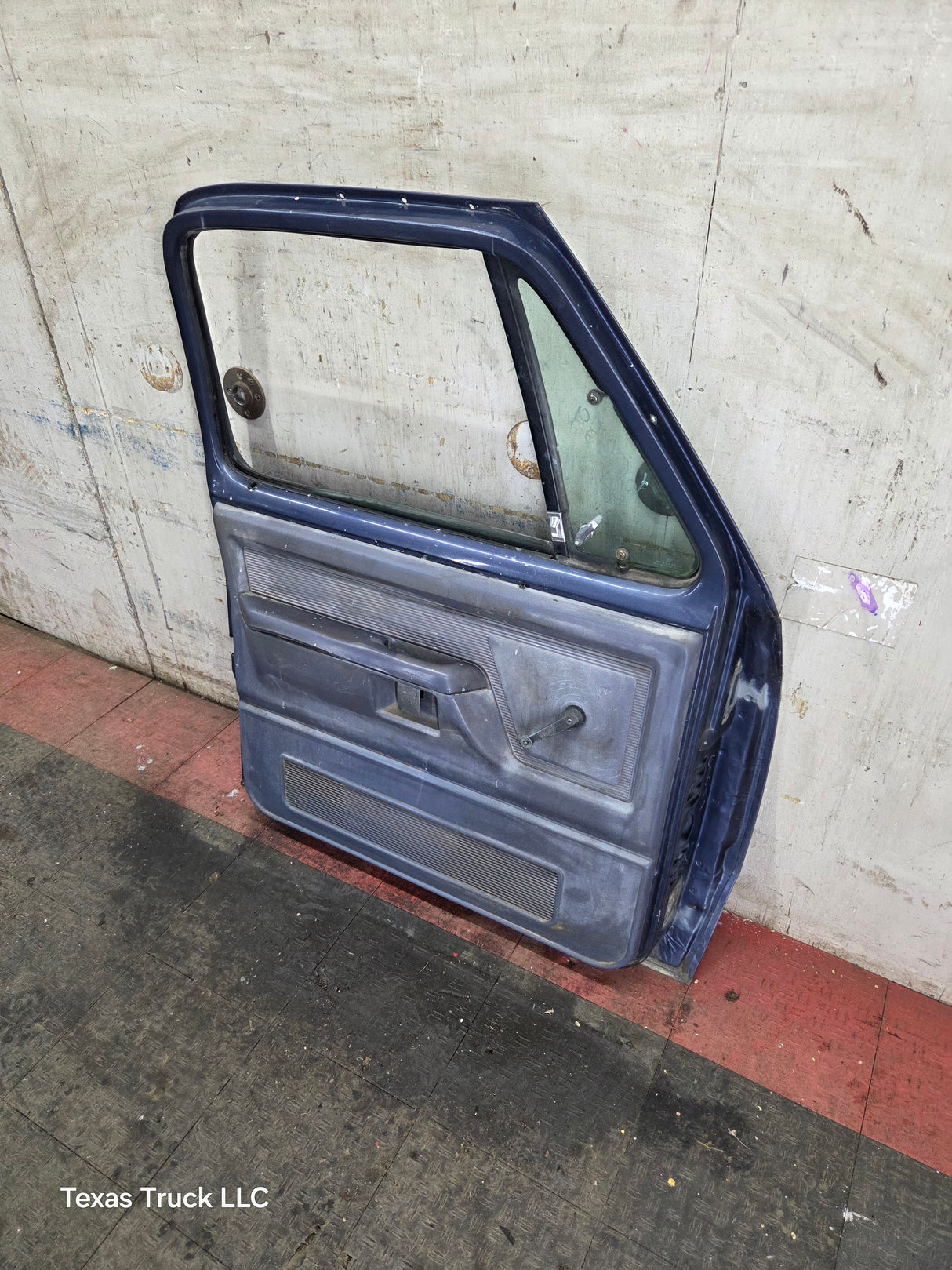 1981-1993 Dodge Ram 1st Gen LH Driver Side Front Door W150 W250 W350 D150 D250 D350 Ram Charger