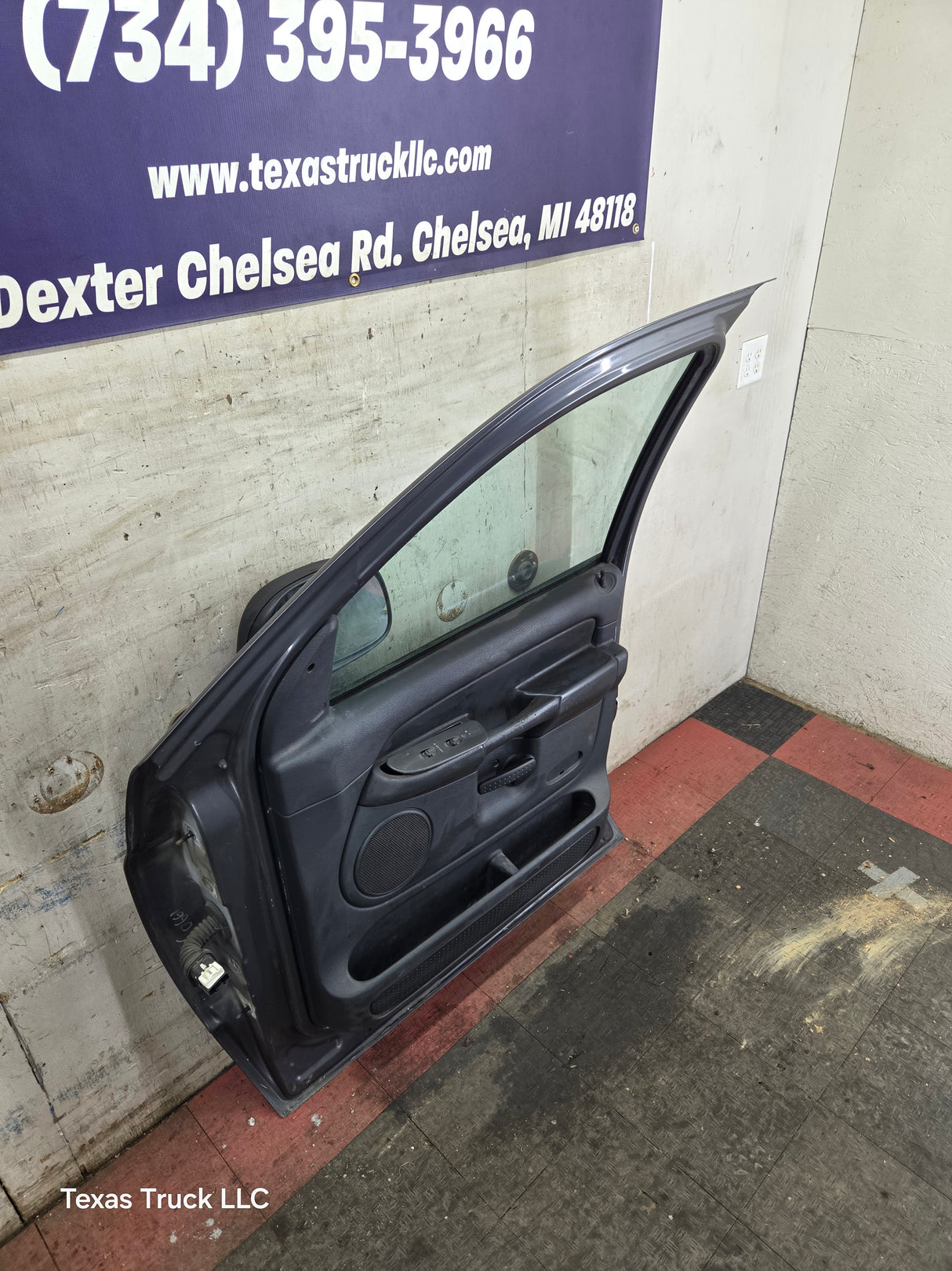 2003-2008 Dodge Ram 3rd Gen Passenger Side Front Quad Cab Crew Cab Door 1500 2500 3500 4500 5500