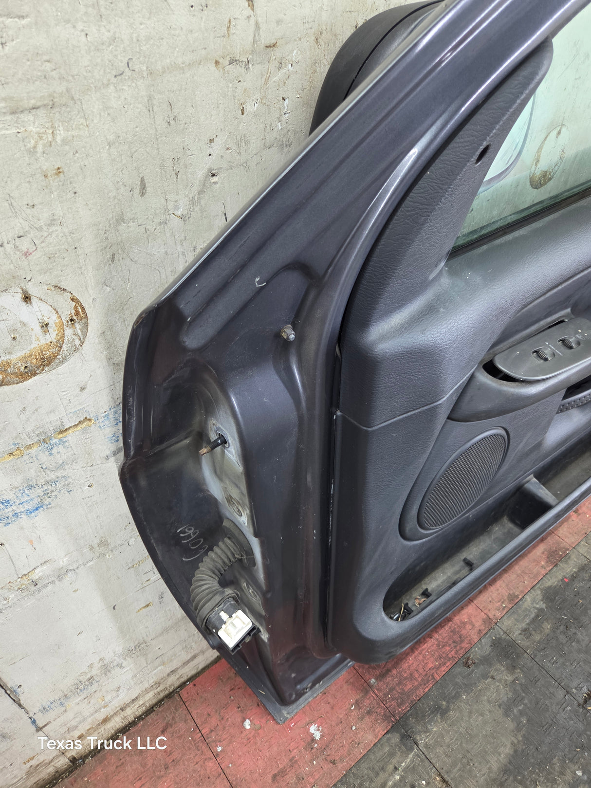 2003-2008 Dodge Ram 3rd Gen Passenger Side Front Quad Cab Crew Cab Door 1500 2500 3500 4500 5500
