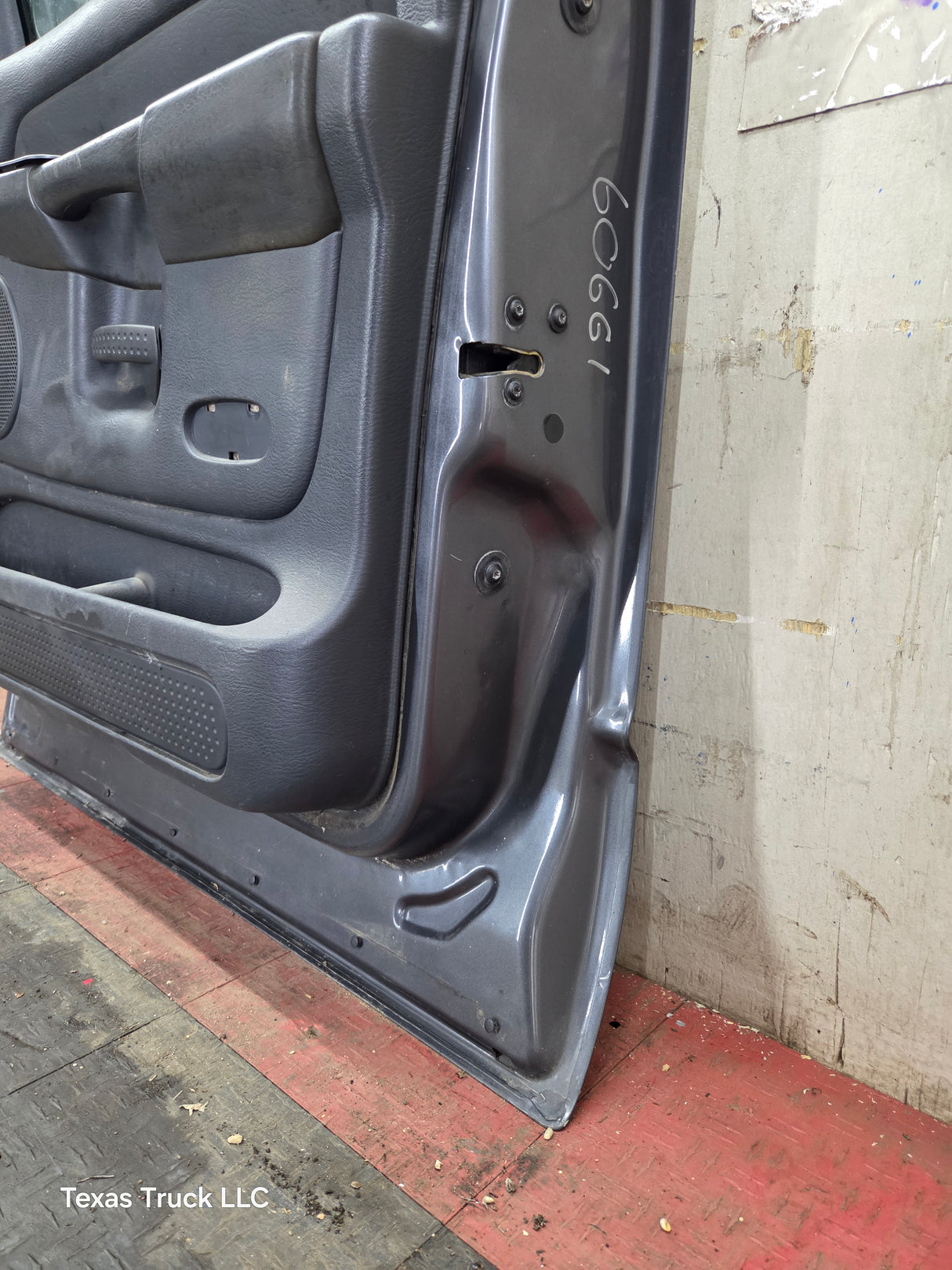 2003-2008 Dodge Ram 3rd Gen Passenger Side Front Quad Cab Crew Cab Door 1500 2500 3500 4500 5500