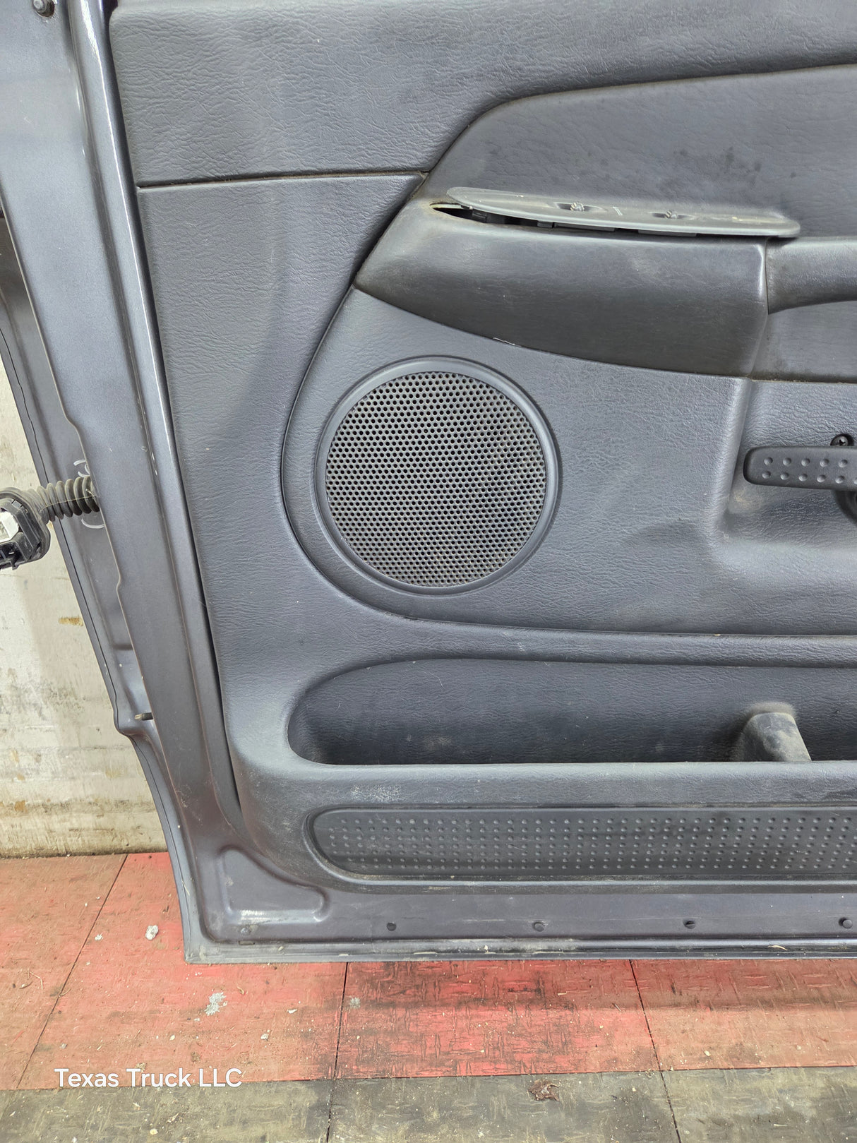 2003-2008 Dodge Ram 3rd Gen Passenger Side Front Quad Cab Crew Cab Door 1500 2500 3500 4500 5500
