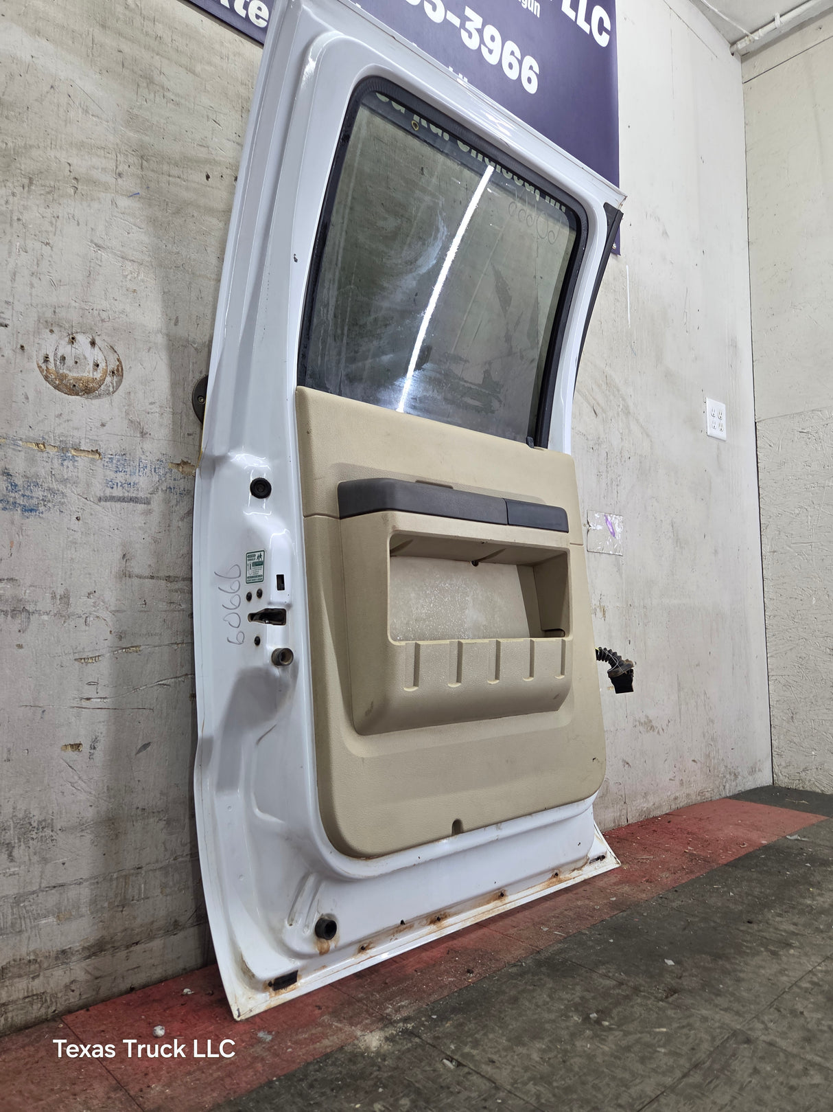 1999-2011 Ford Super Duty LH Driver Side Rear Crew Cab Door F250 F350 F450 F550