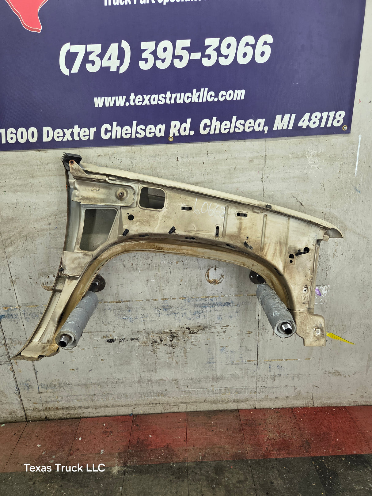 1988-1998 Chevrolet / GMC 1500 2500 3500 Left Hand Driver Side Front Fender