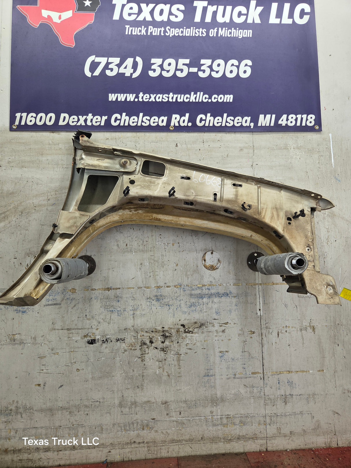 1988-1998 Chevrolet / GMC 1500 2500 3500 Left Hand Driver Side Front Fender