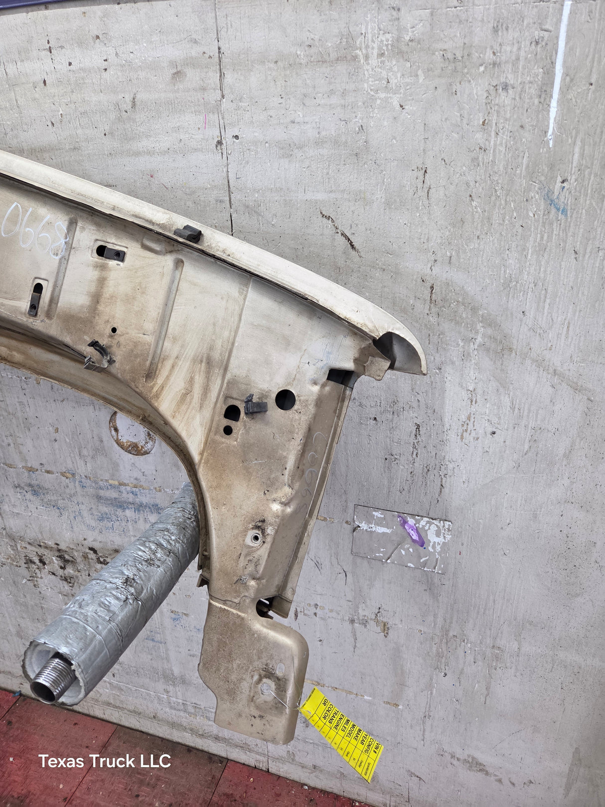 1988-1998 Chevrolet / GMC 1500 2500 3500 Left Hand Driver Side Front Fender