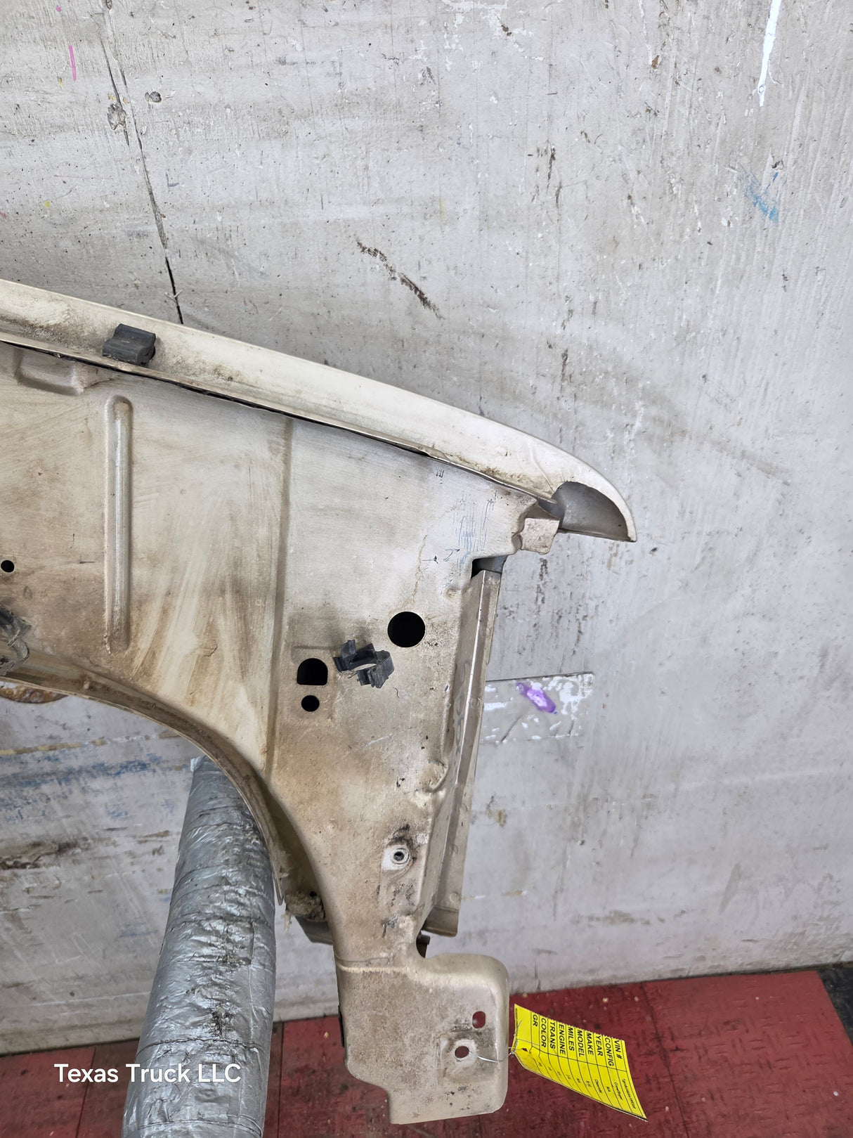 1988-1998 Chevrolet / GMC 1500 2500 3500 Left Hand Driver Side Front Fender