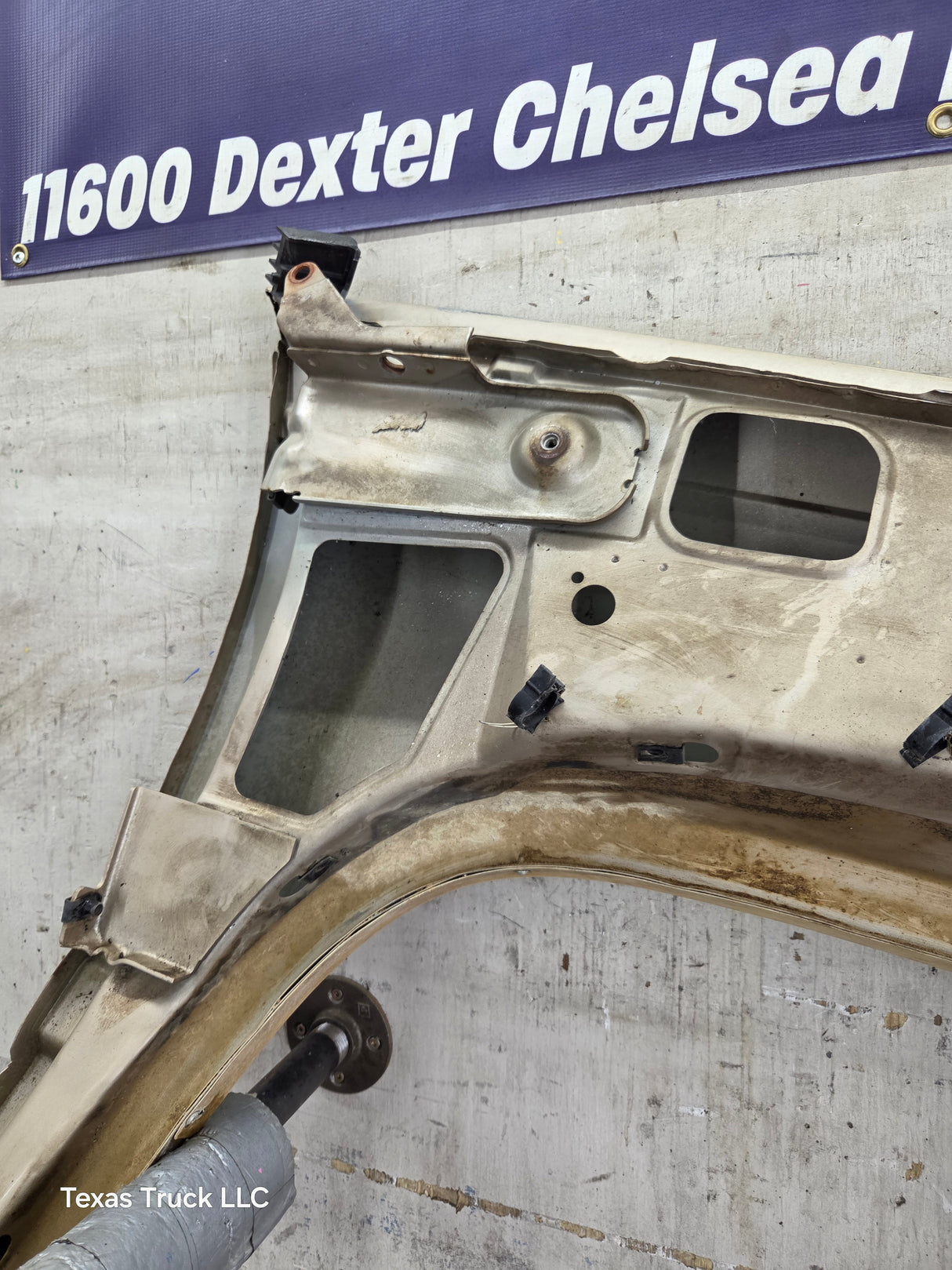 1988-1998 Chevrolet / GMC 1500 2500 3500 Left Hand Driver Side Front Fender