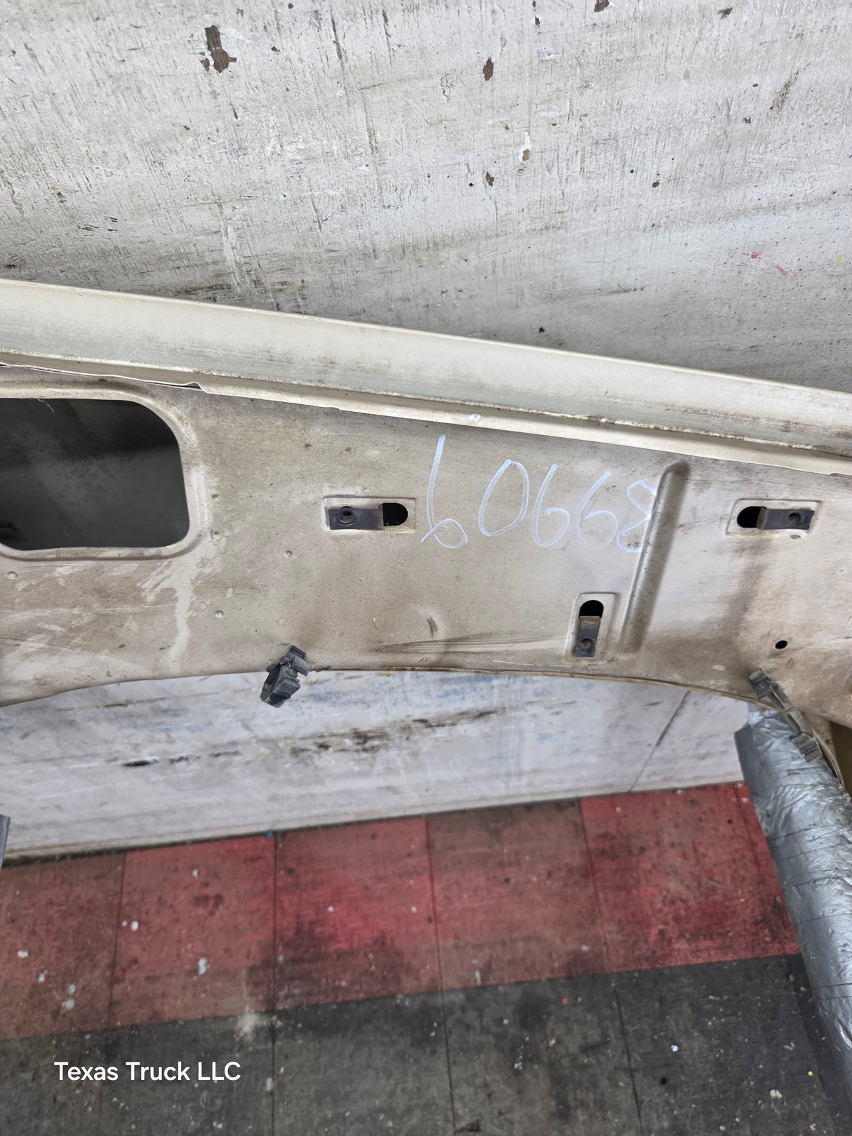 1988-1998 Chevrolet / GMC 1500 2500 3500 Left Hand Driver Side Front Fender